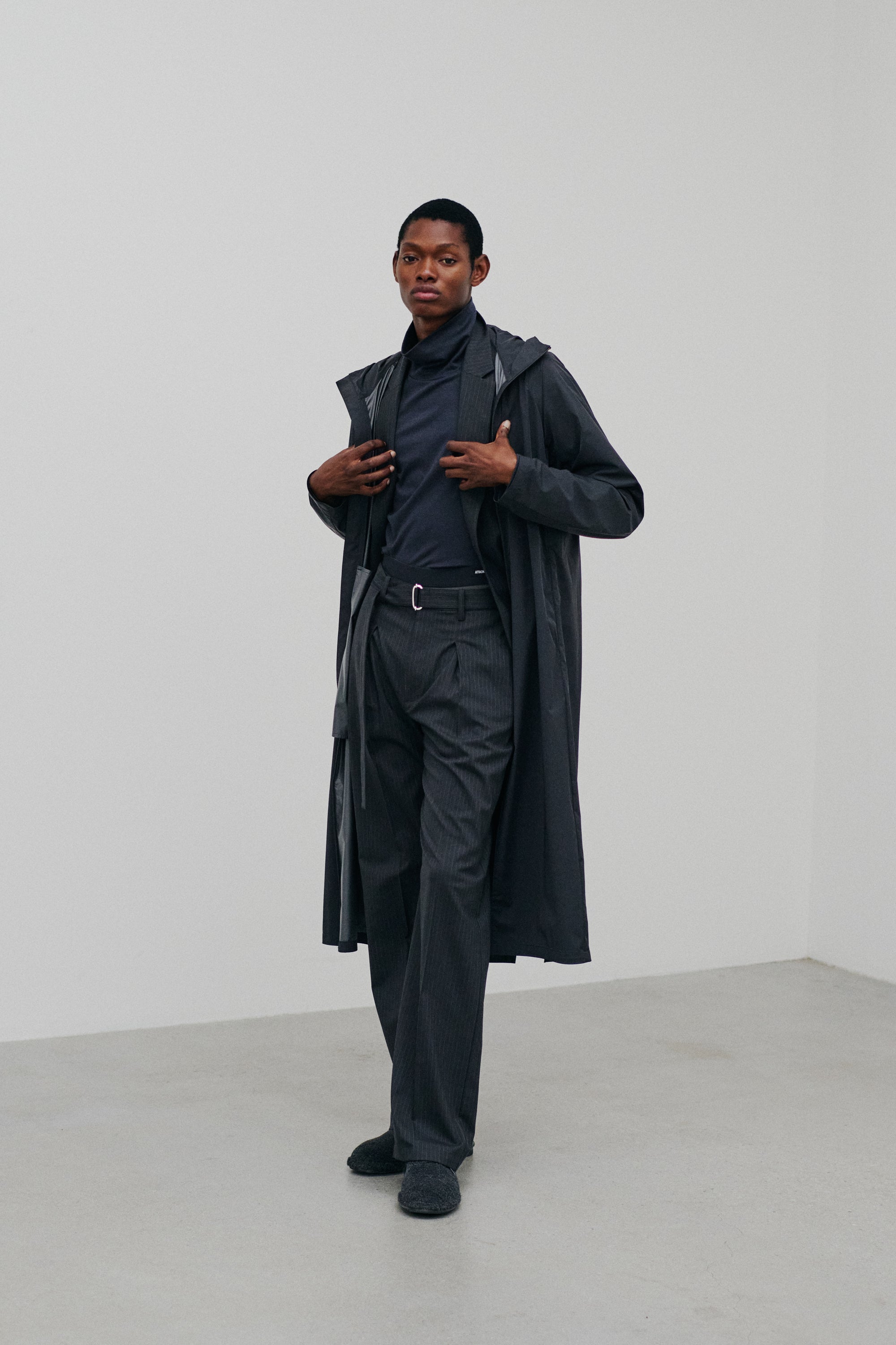 AC52-042 ナイロン2レイヤーストレッチ ライトフードコート