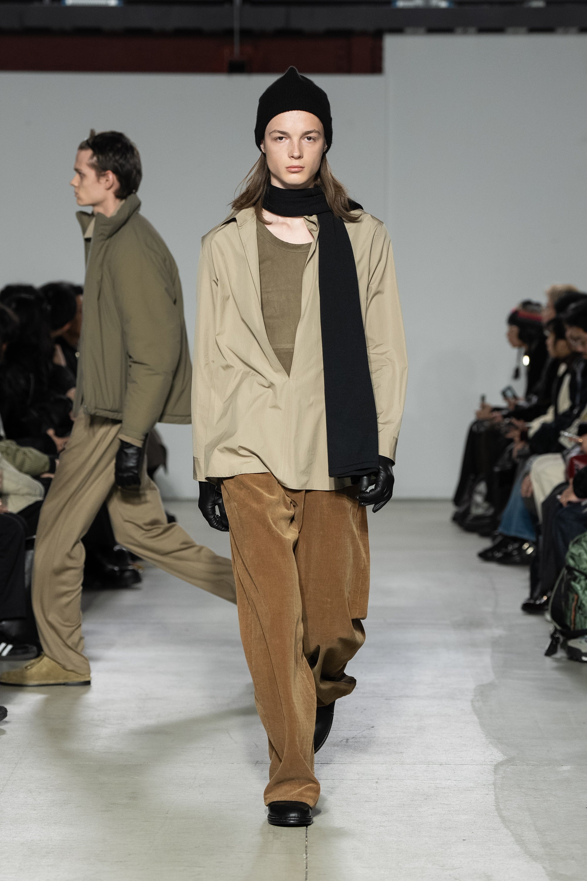 限定商品 AA52-007 × JOHN SMEDLEY MERINO EXTRAFINE WIDE STOLE