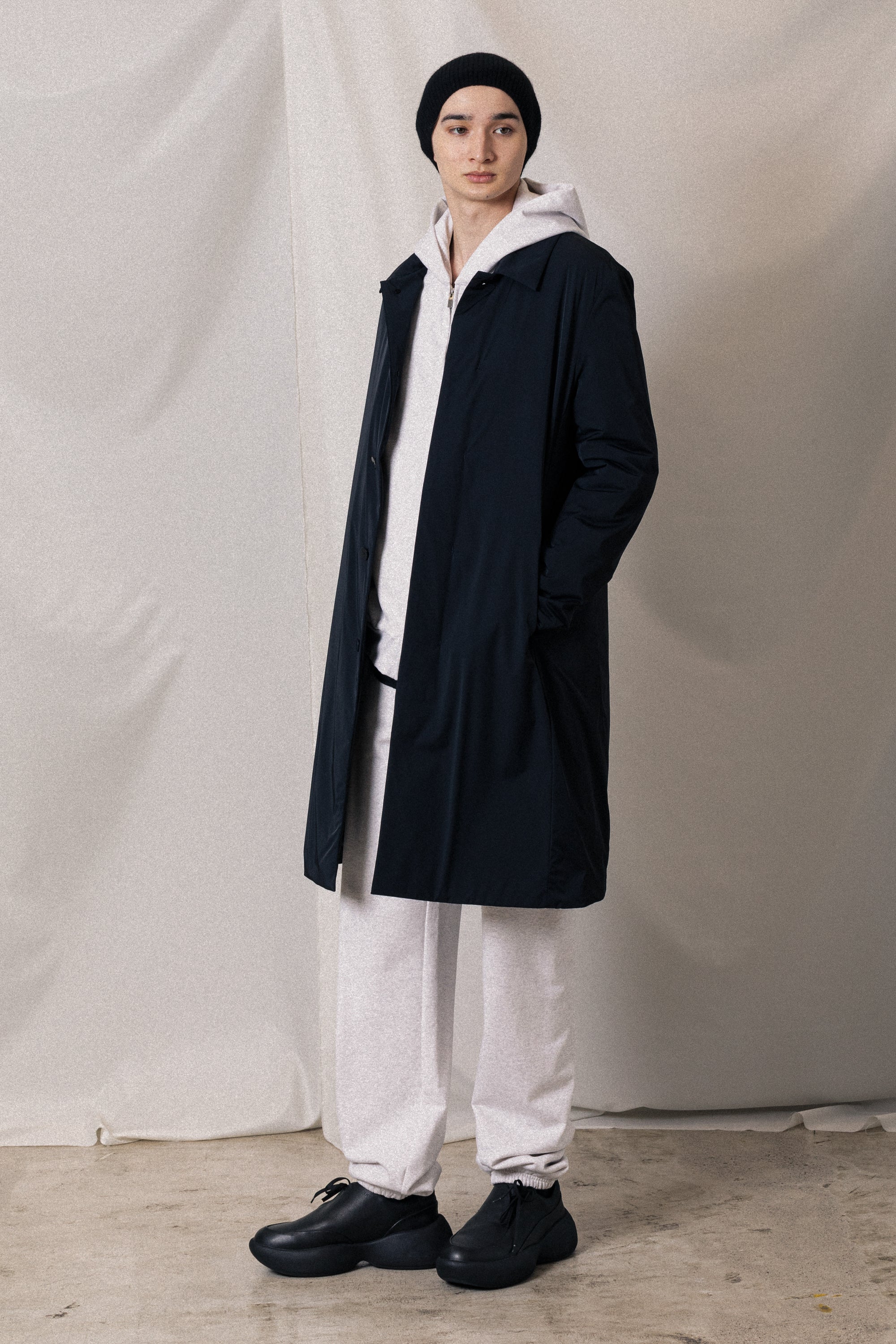 AC52-040 ナイロン2レイヤーストレッチ パディングバルマカーンコート