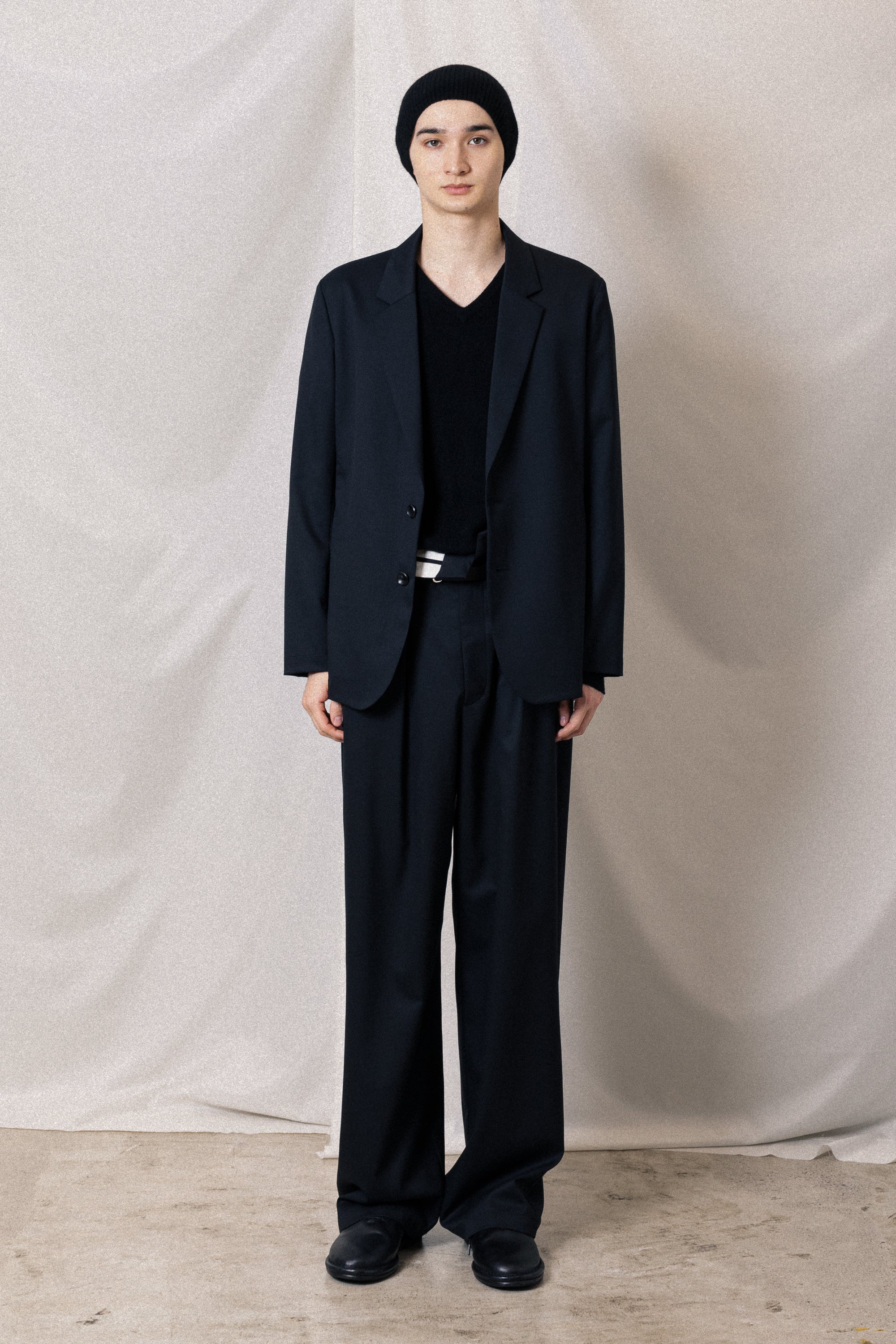 AP52-031 ポリエステル/ウール/シルクギャバジン フラップパンツ