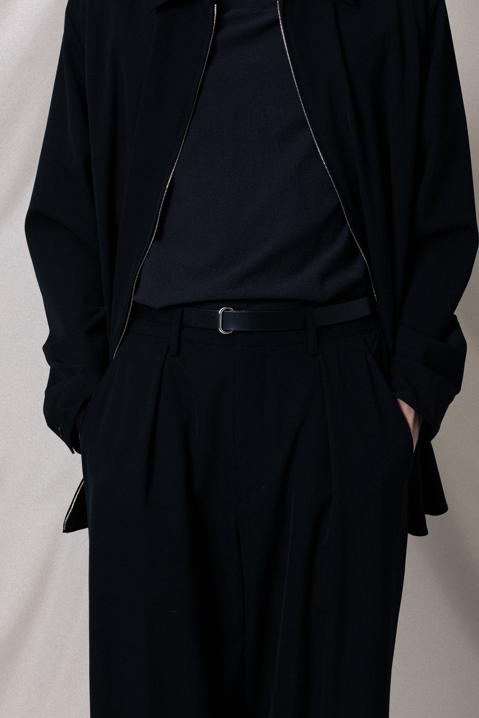 AA52-096 カウレザー バックルレスベルト