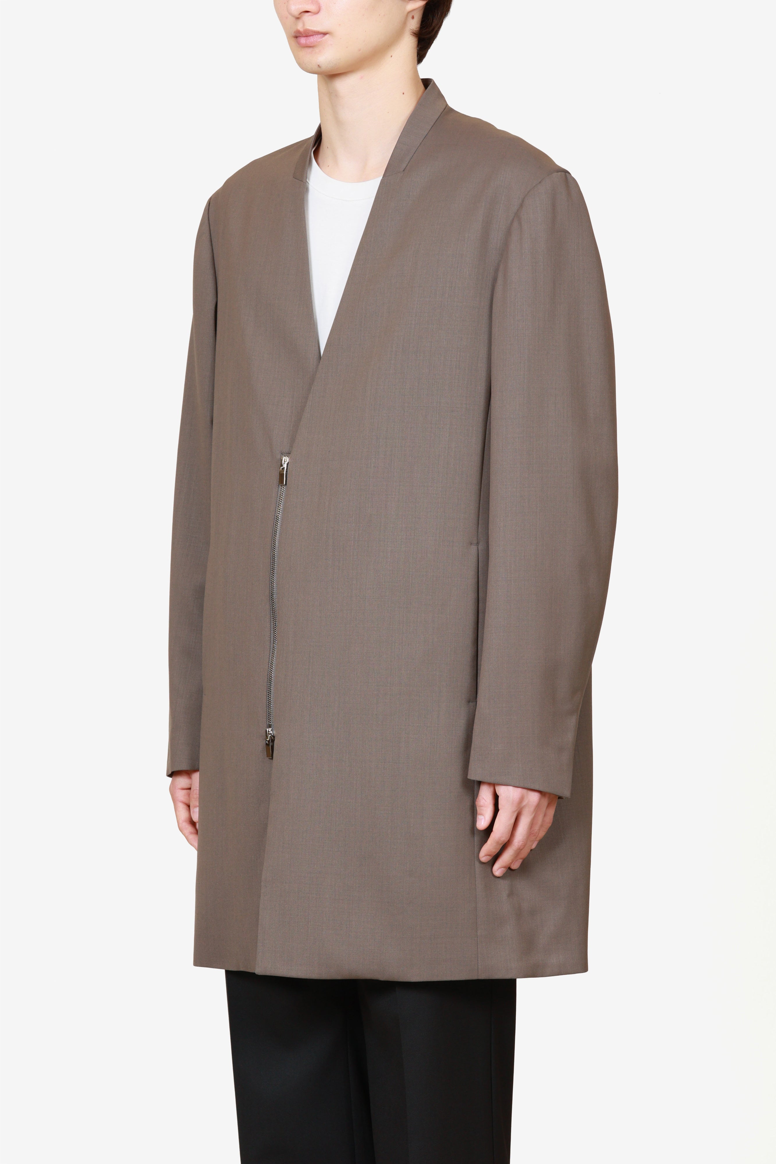 限定商品 AC52-120 ウール/ポリエステルストレッチギャバジン ノーカラーロングジャケット