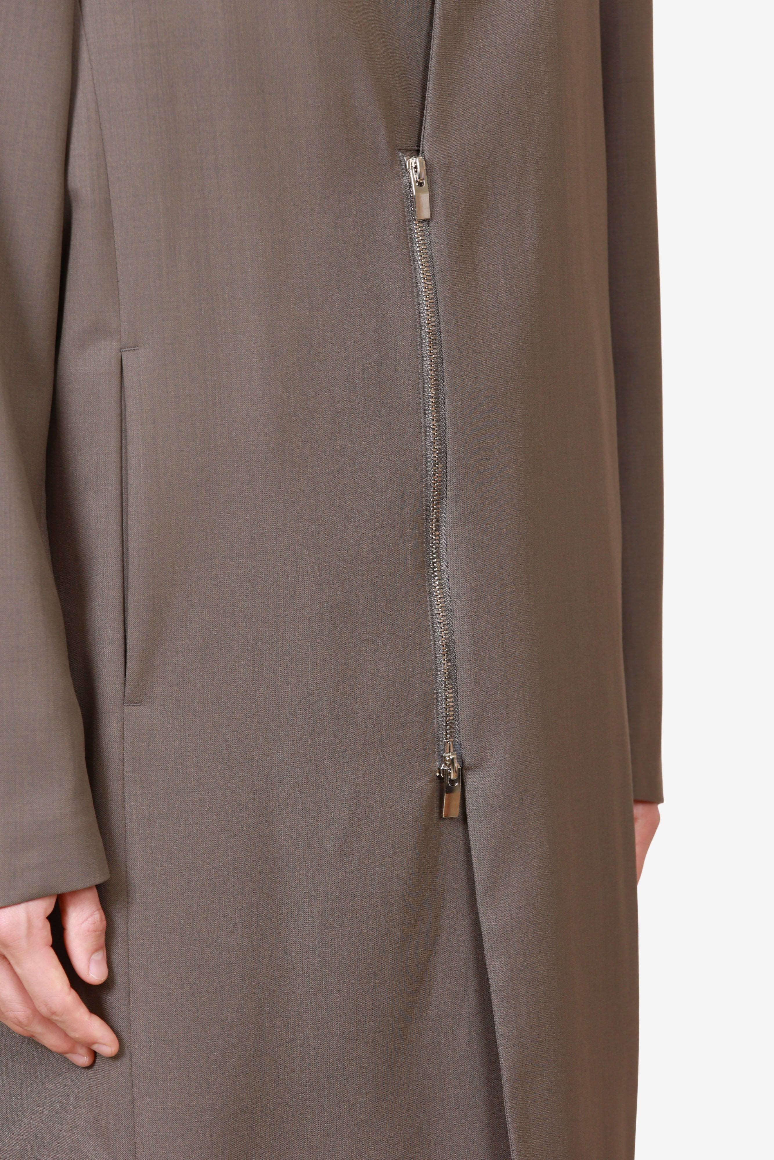 限定商品 AC52-120 ウール/ポリエステルストレッチギャバジン ノーカラーロングジャケット