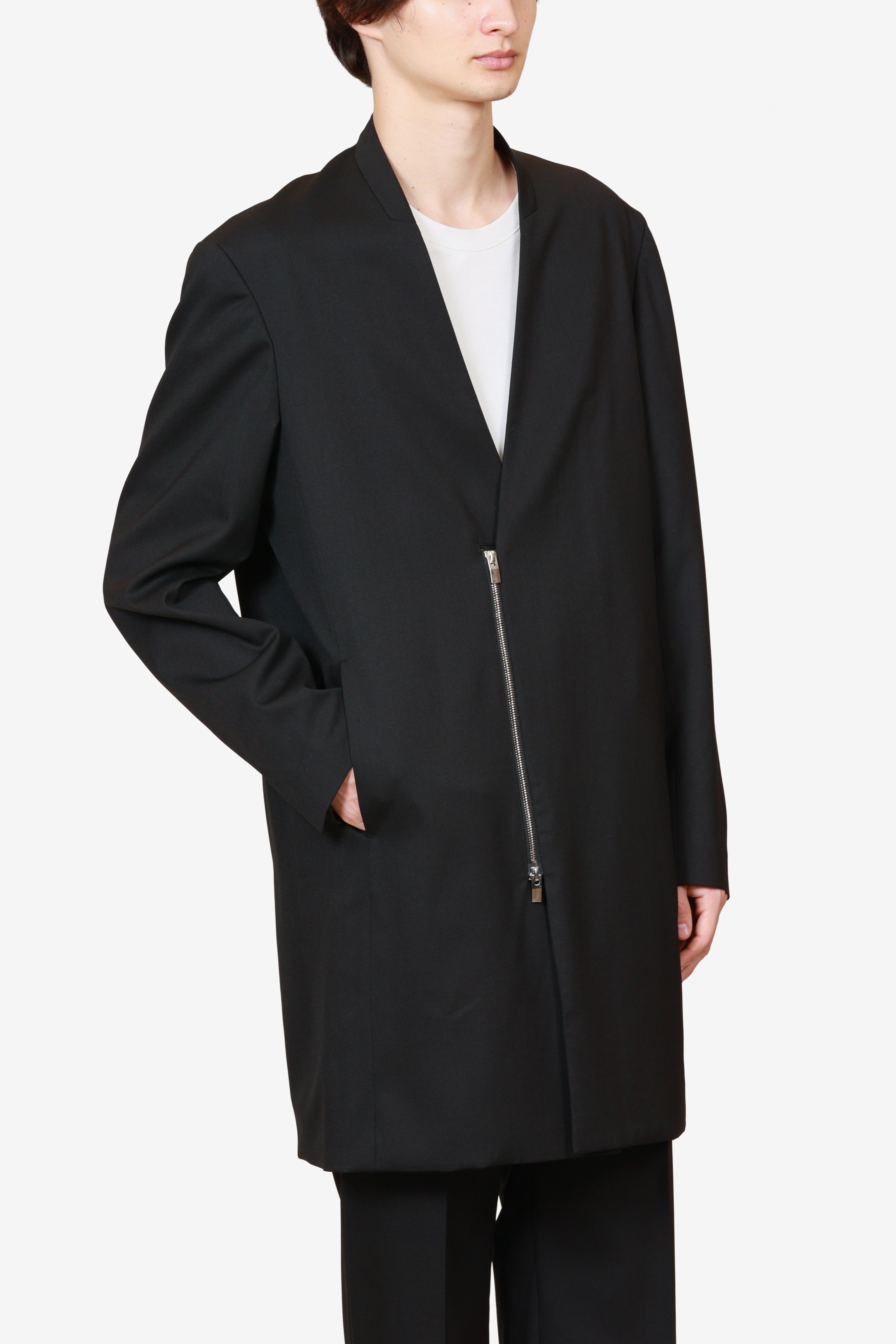 限定商品 AC52-120 ウール/ポリエステルストレッチギャバジン ノーカラーロングジャケット