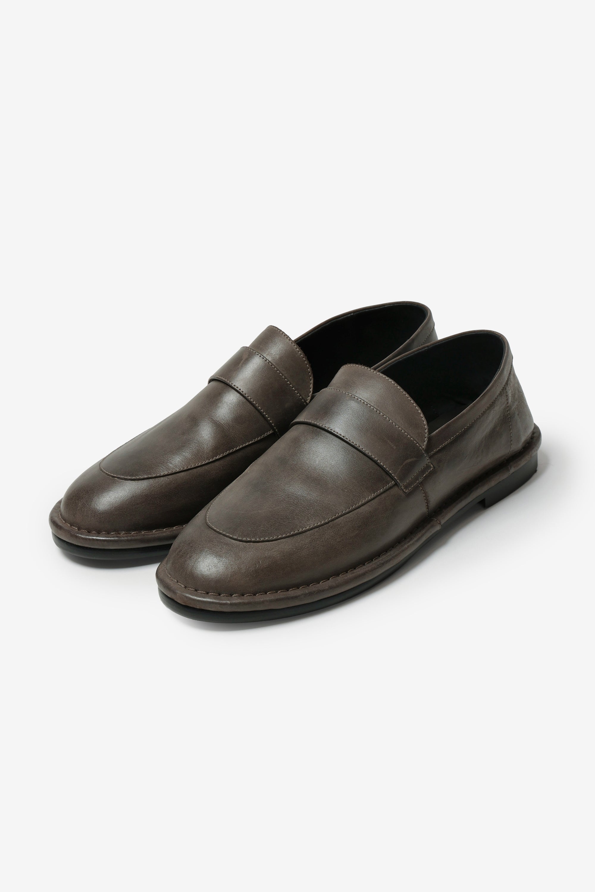 スムースレザー ローファー