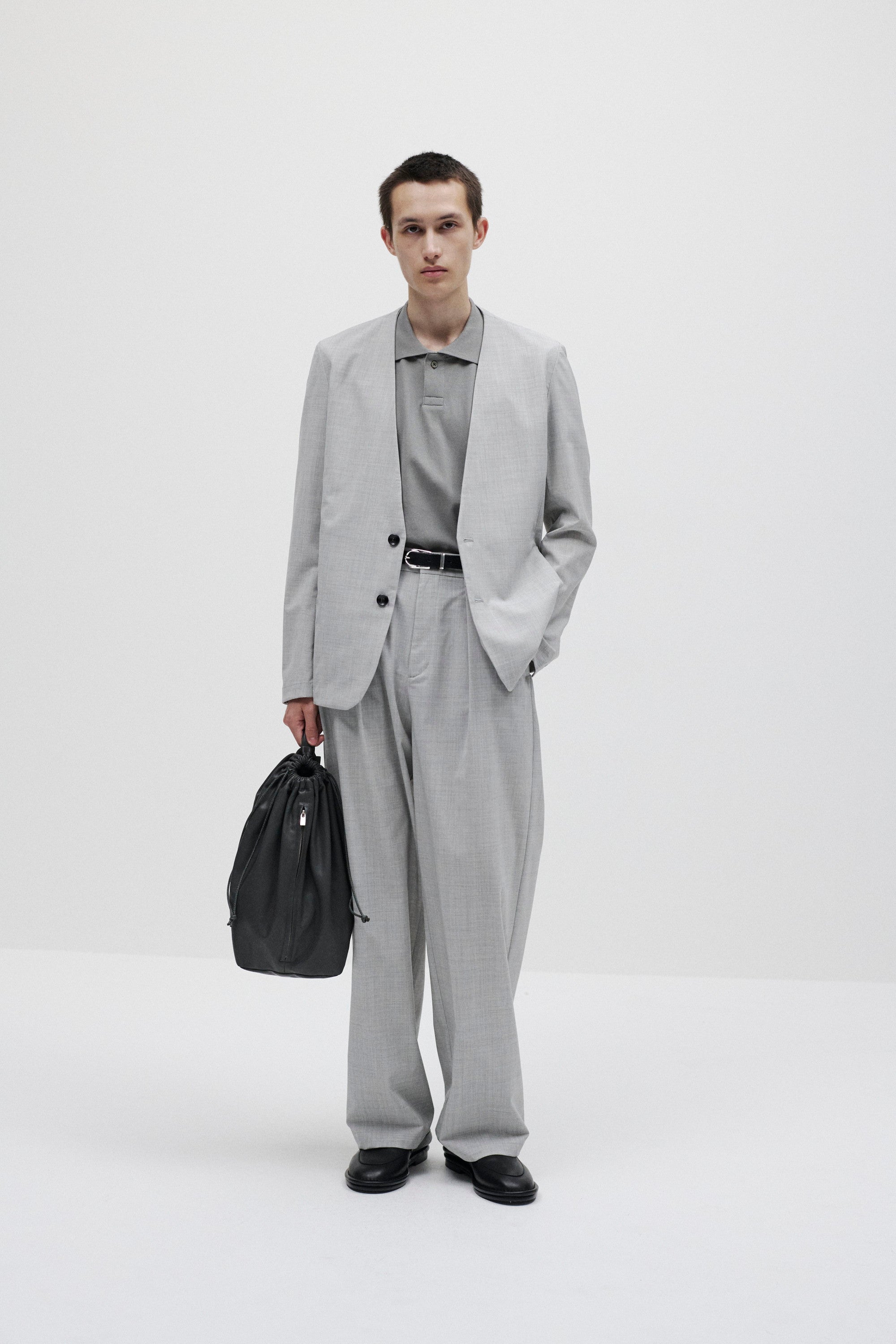 シンセティックレザー バケットバッグ