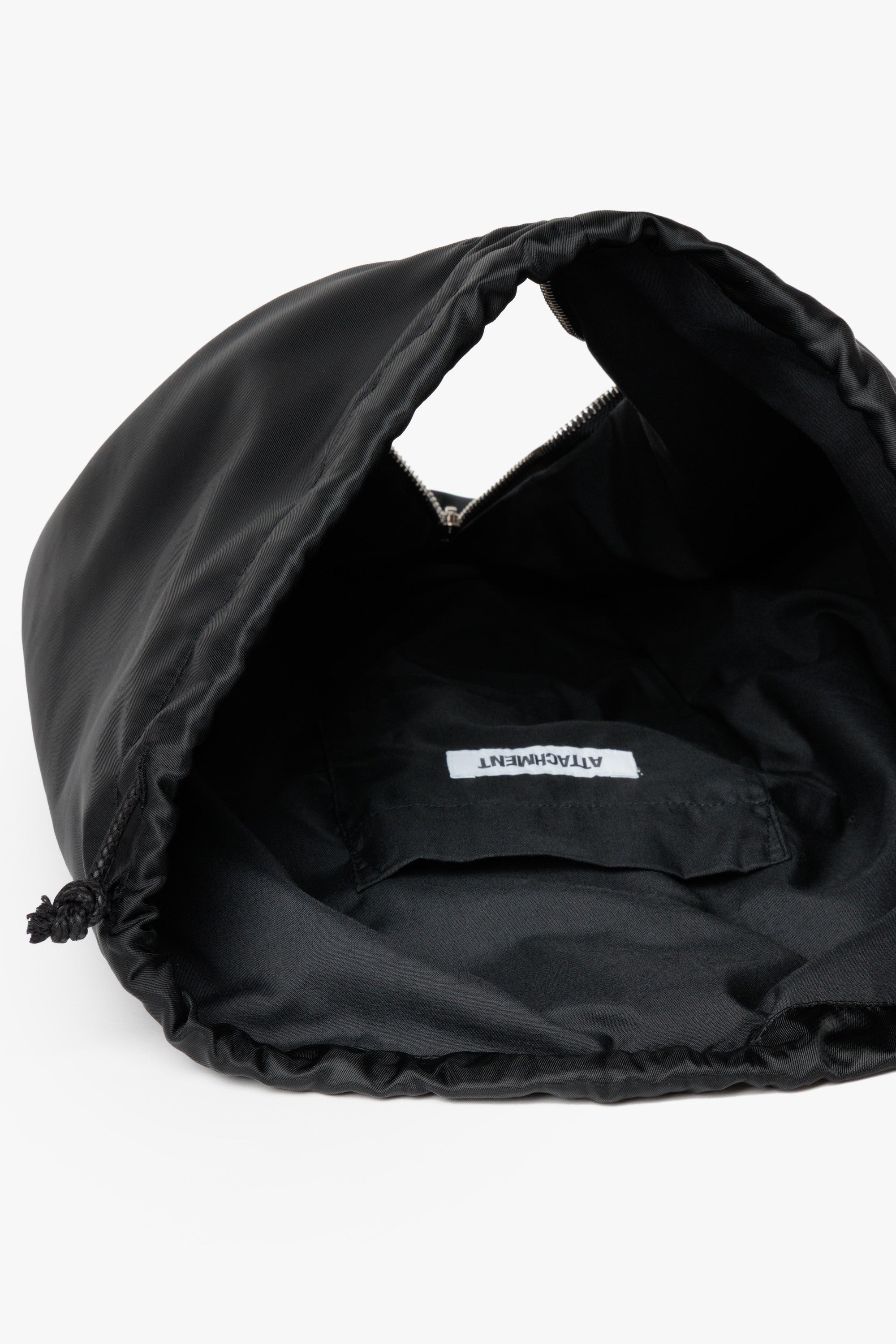 ナイロン バケットバッグ