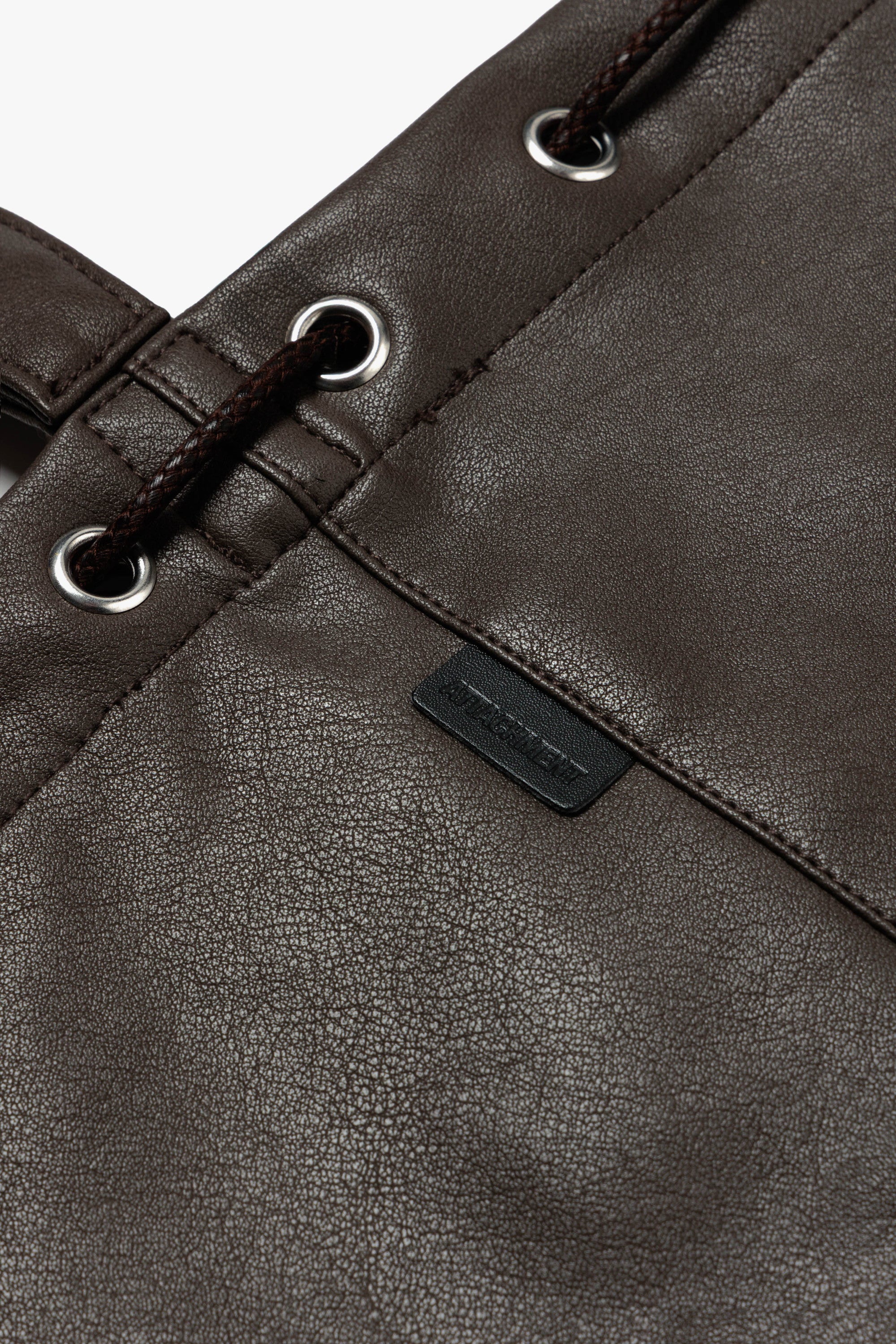 シンセティックレザー スモールバケットバッグ