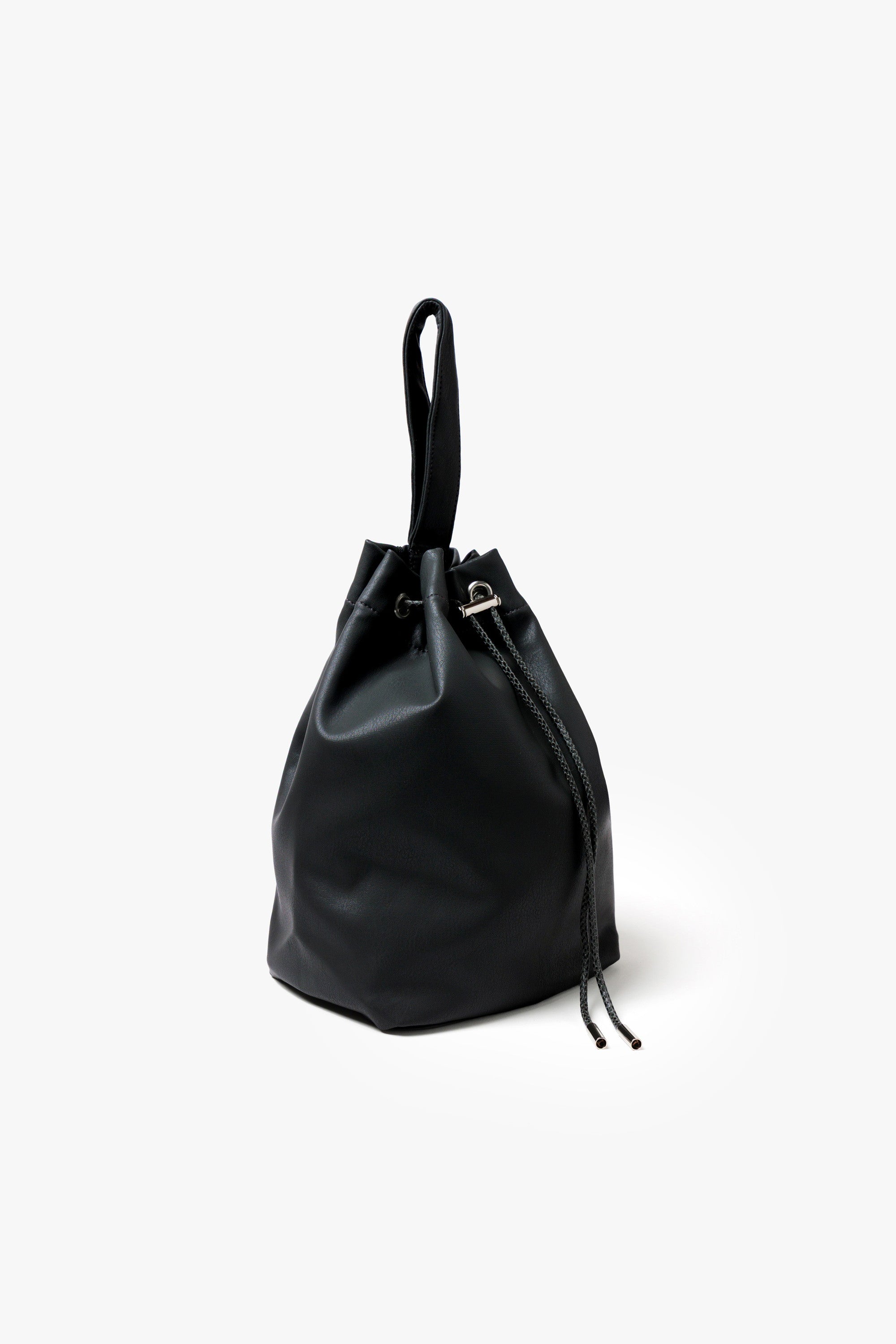 シンセティックレザー スモールバケットバッグ