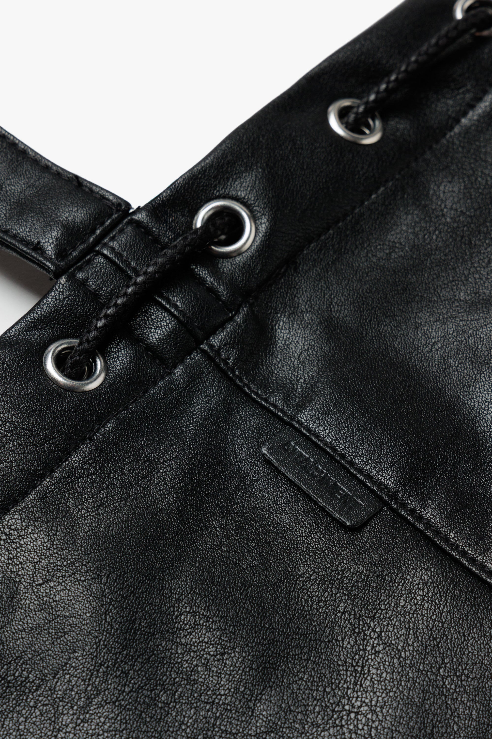 シンセティックレザー スモールバケットバッグ