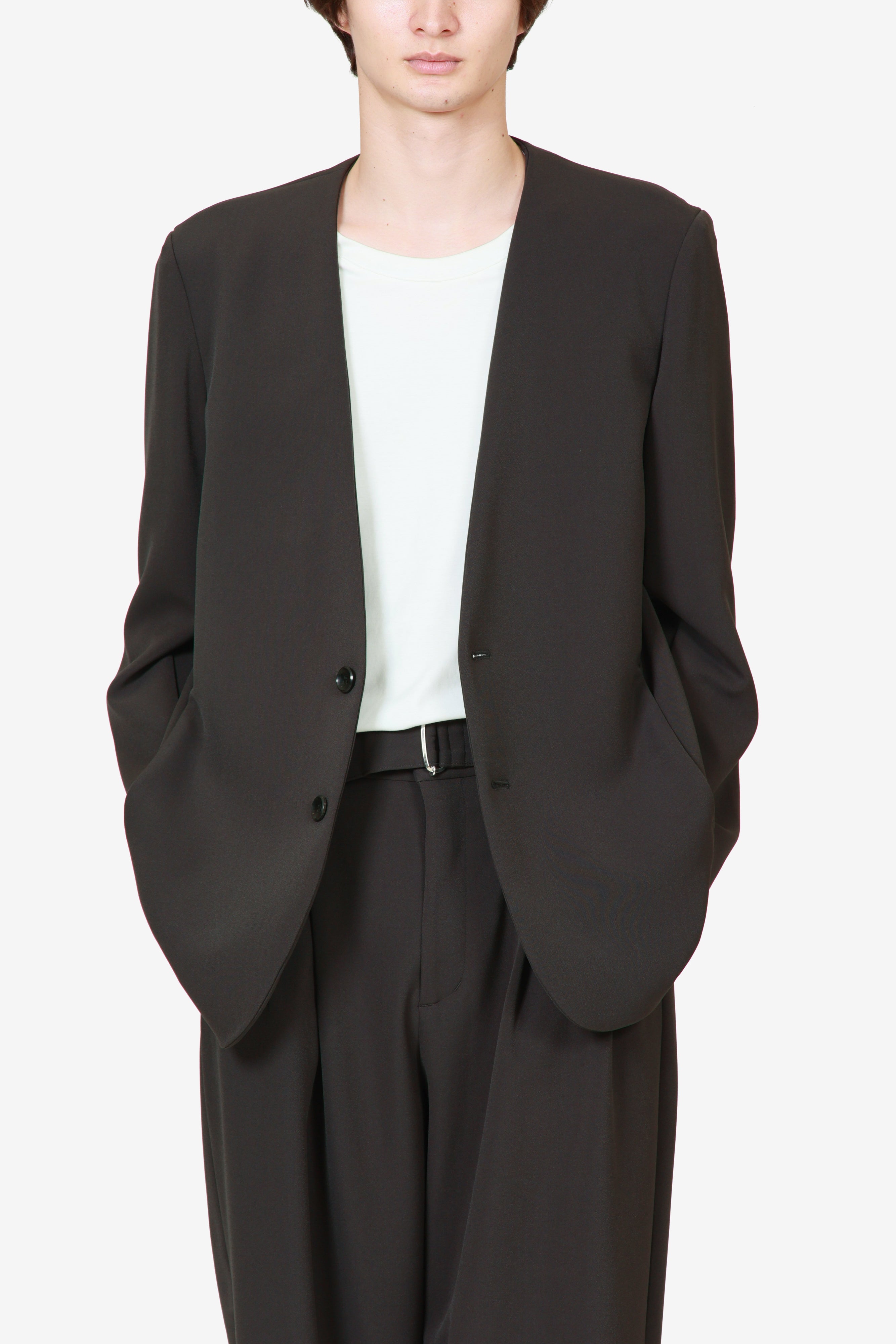 AG52-075 ポリエステルストレッチダブルクロス ノーカラージャケット