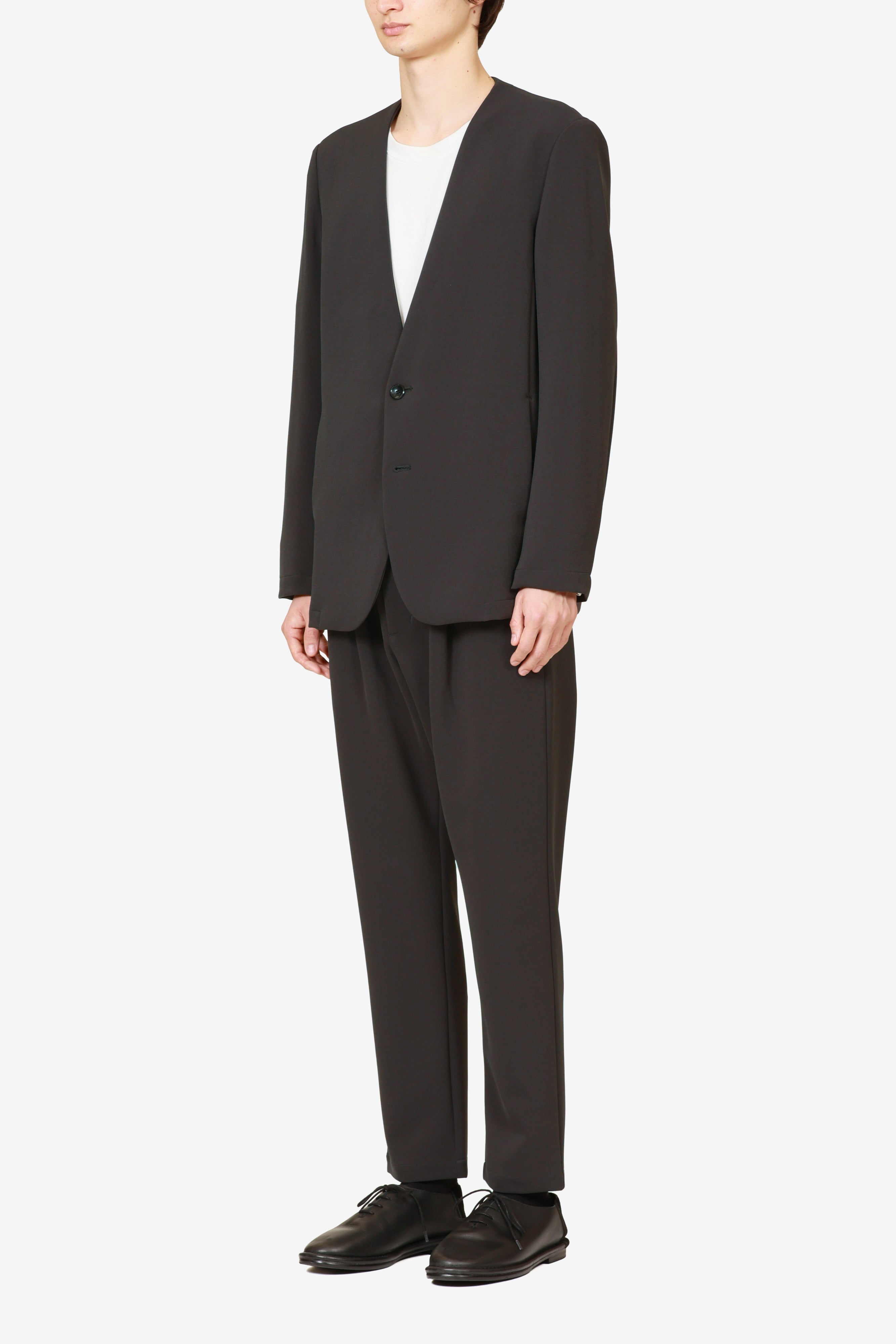 AG52-075 ポリエステルストレッチダブルクロス ノーカラージャケット