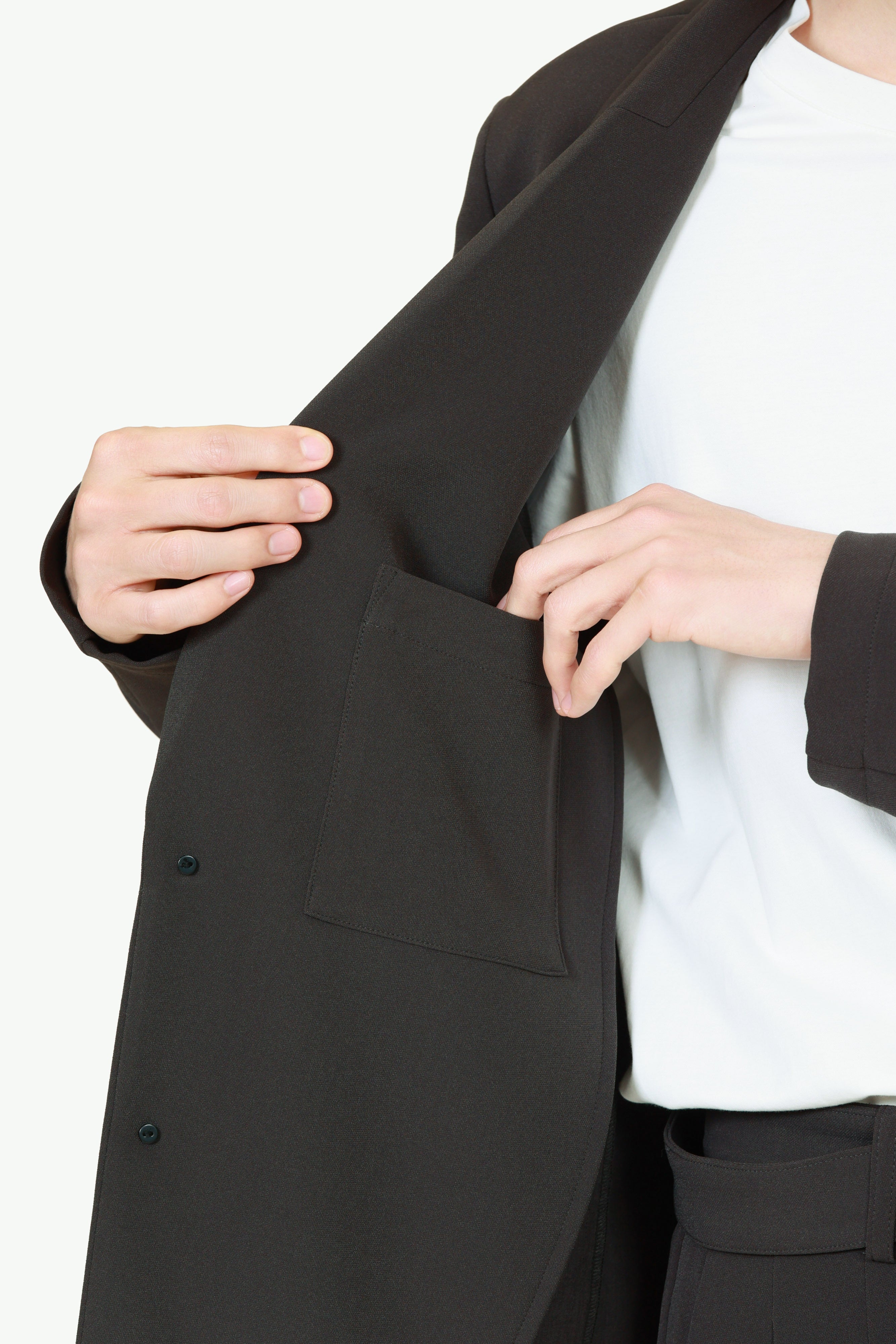 AG52-077 ポリエステルストレッチダブルクロス 2Bジャケット