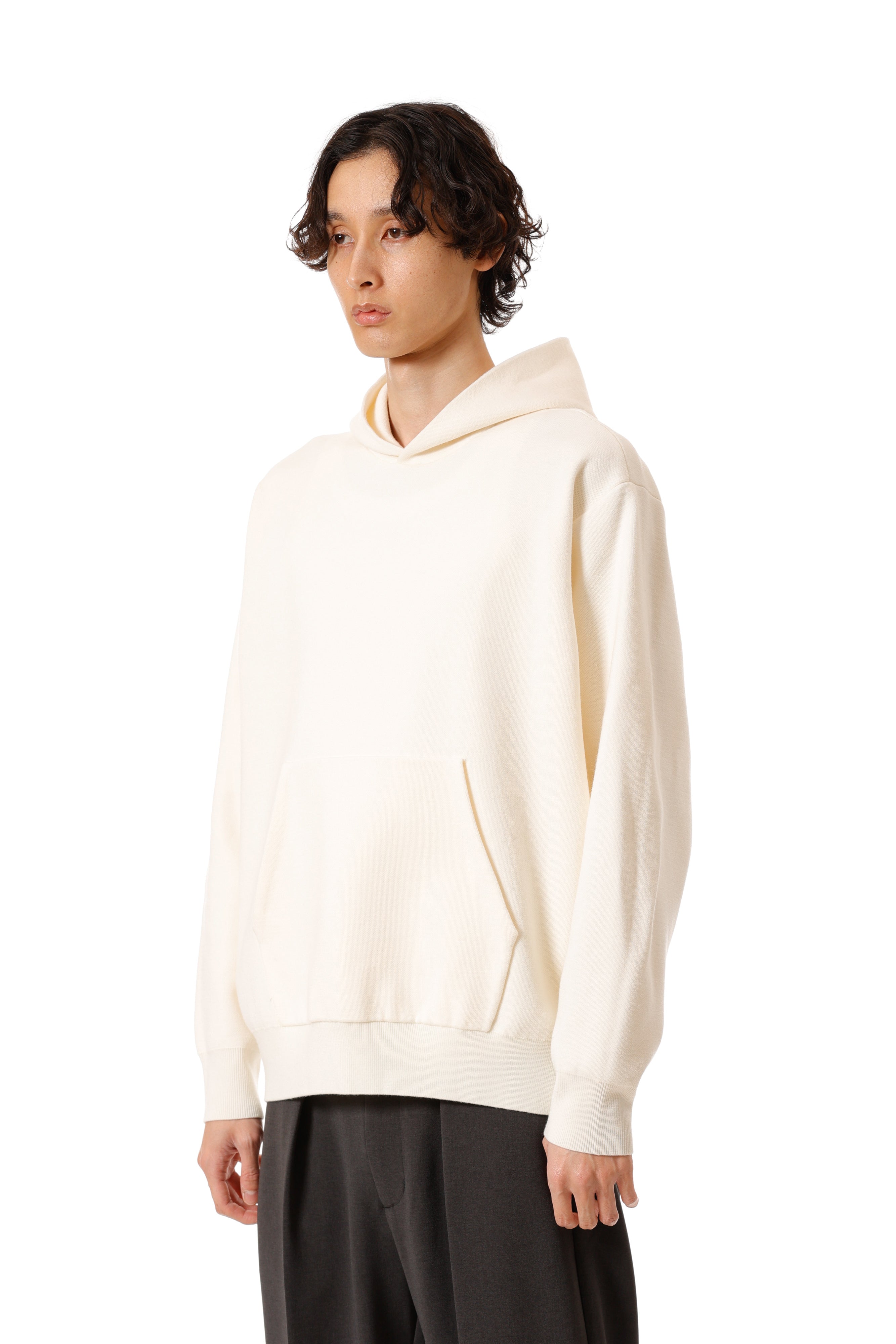 AK52-034 ウール×ポリエステルダブルフェイスニット フーディ