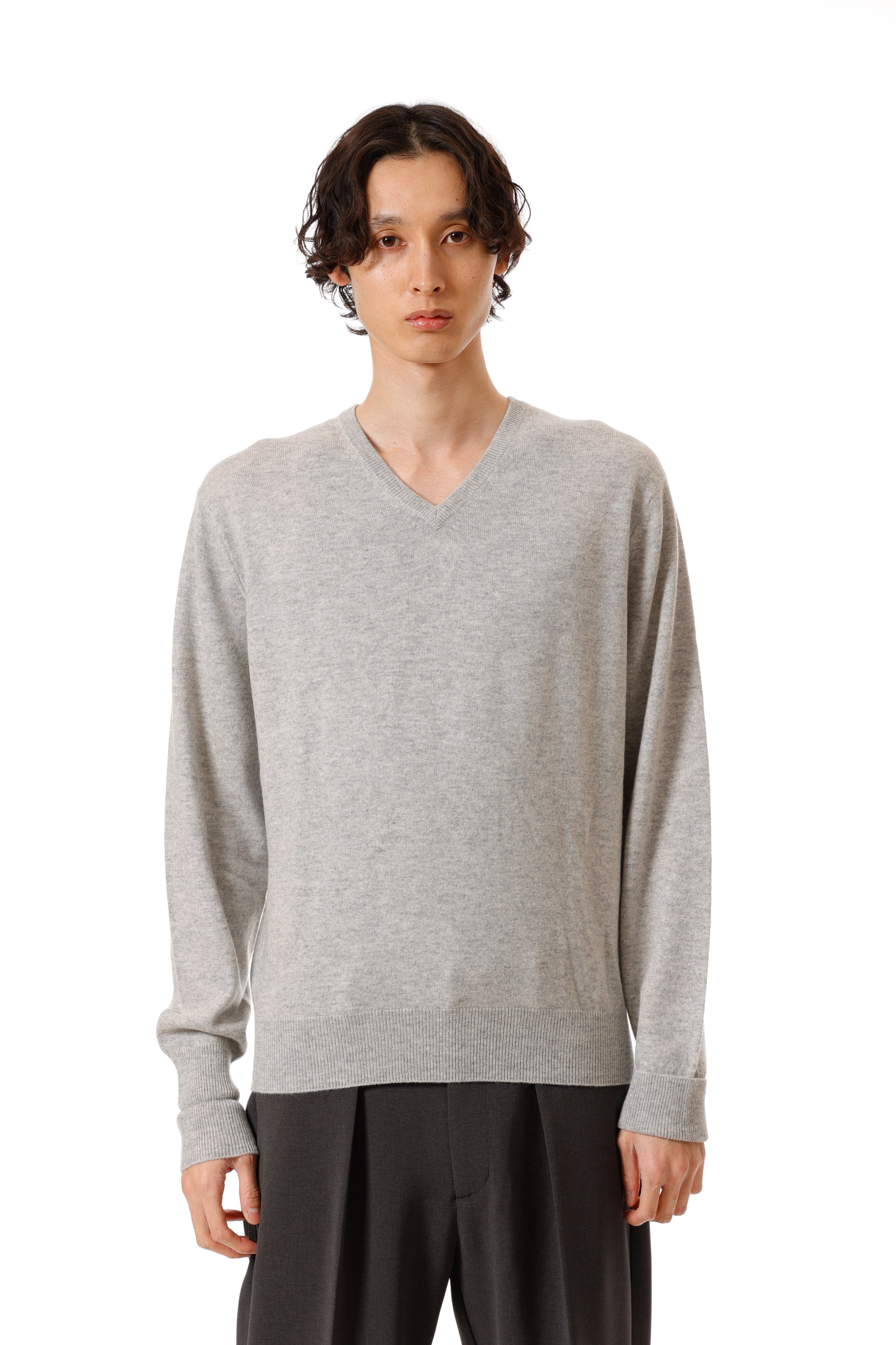AK52-035 カシミヤニット Vネックプルオーバー