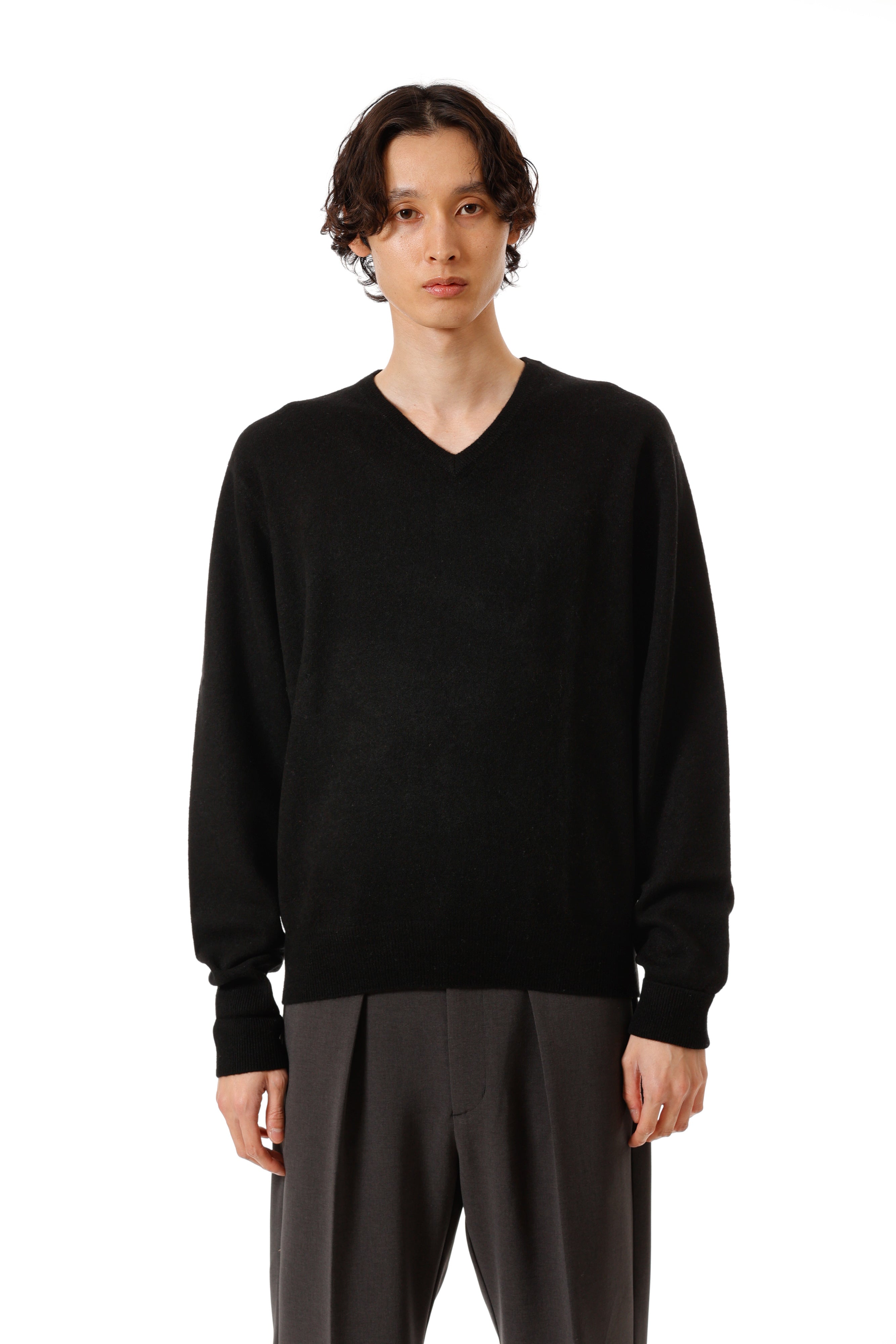 AK52-035 カシミヤニット Vネックプルオーバー