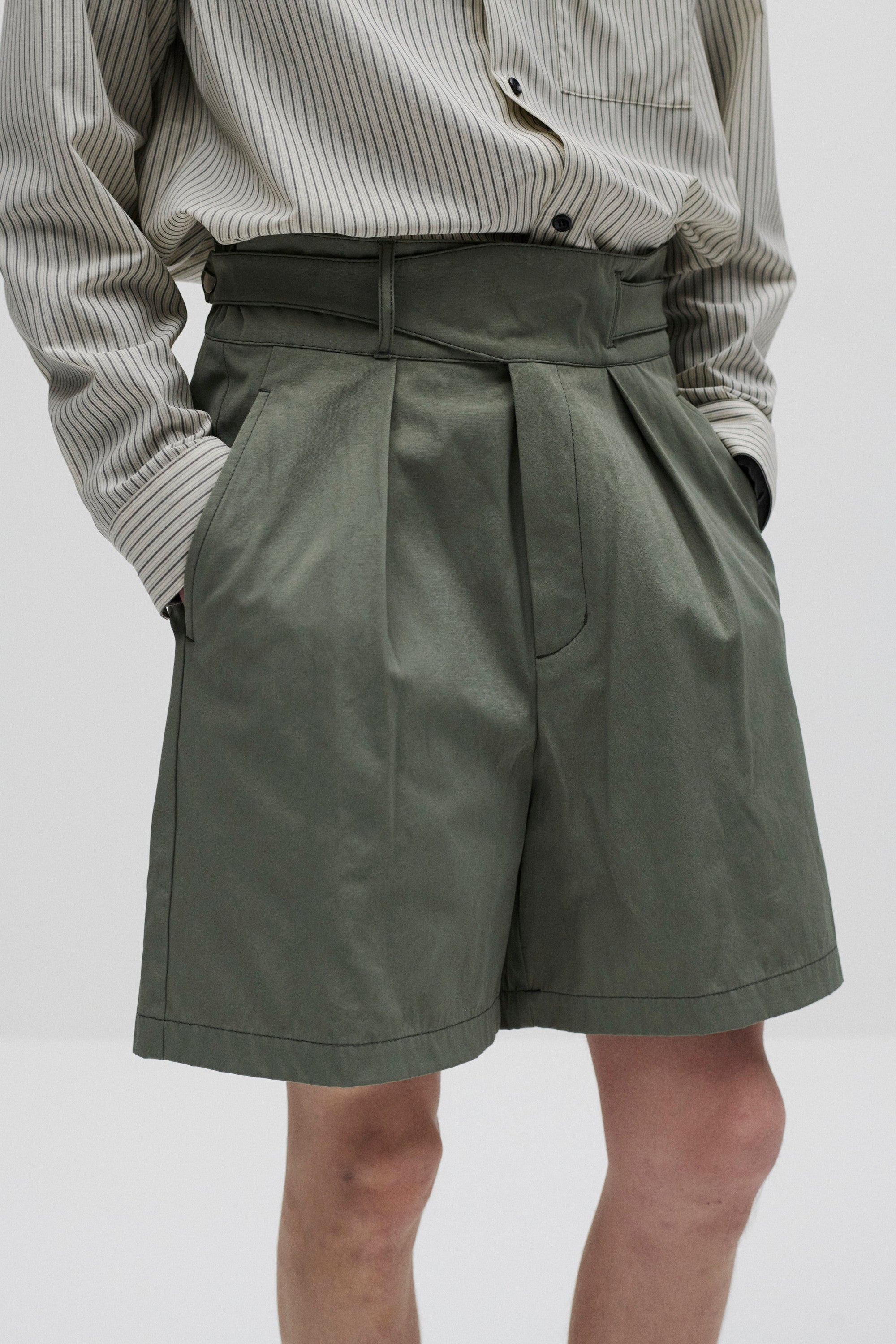 コットン/ナイロンウェザー グルカショートパンツ