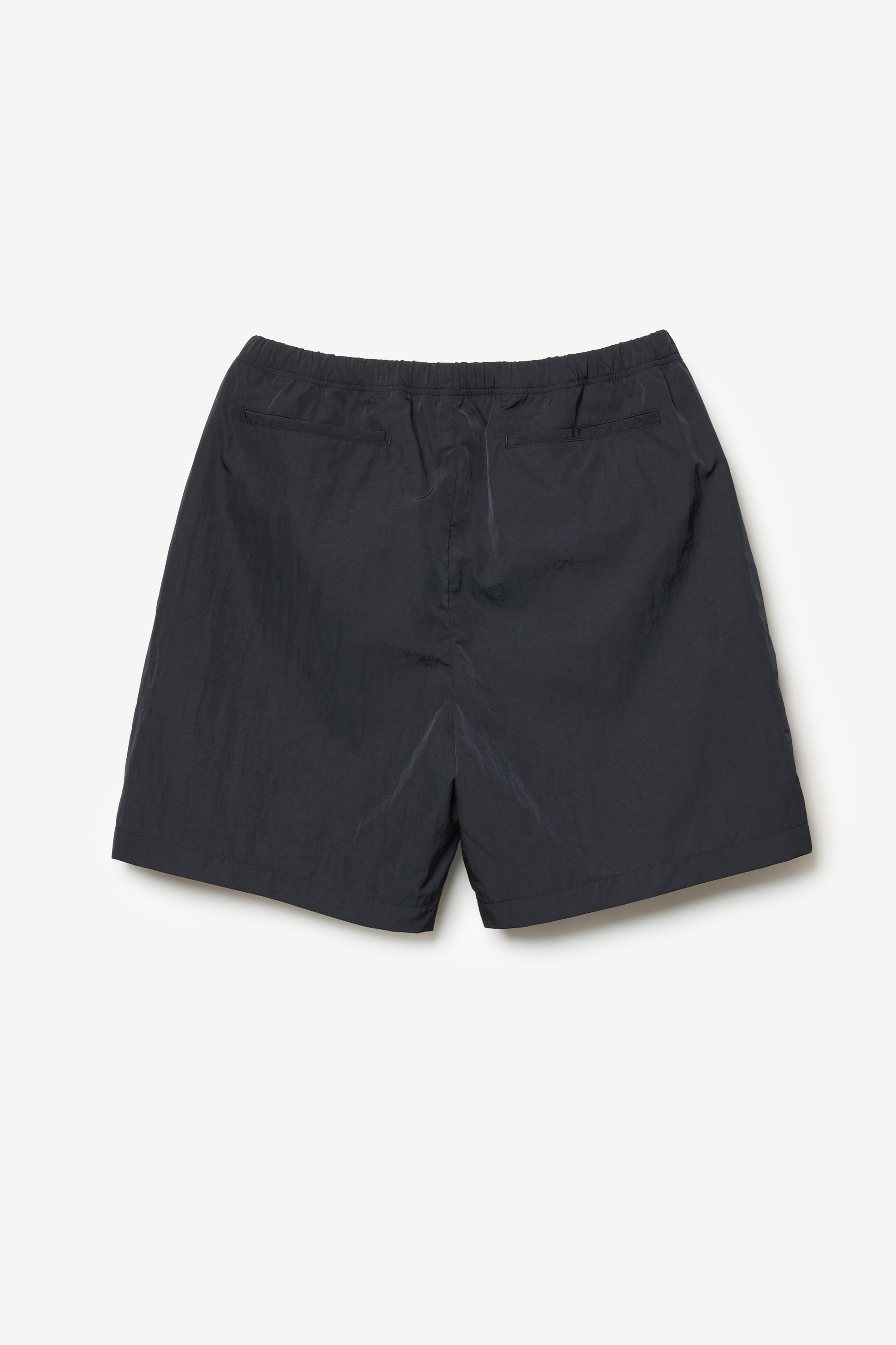 ナイロンタフタ ショートパンツ