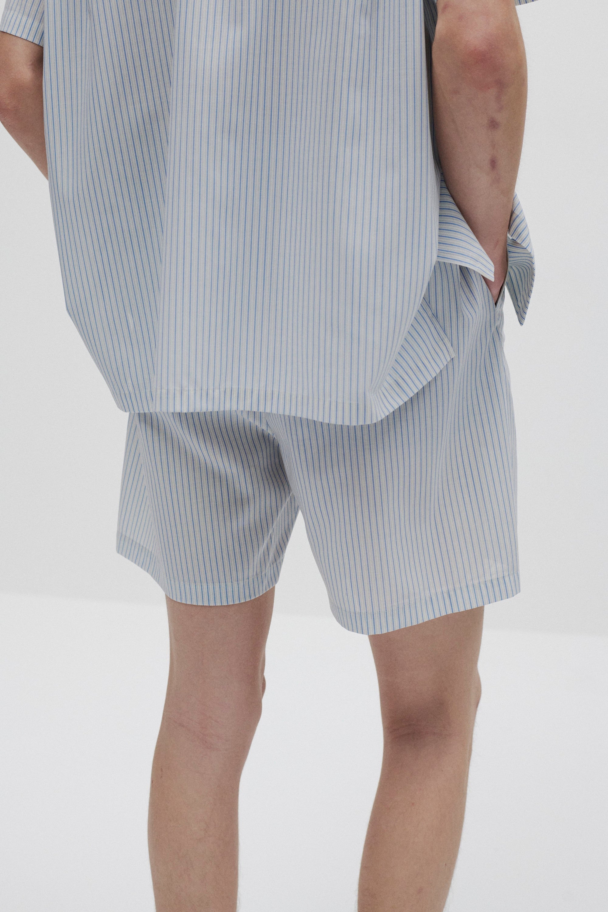 ウール/ポリエステル ストライプ イージーショートパンツ