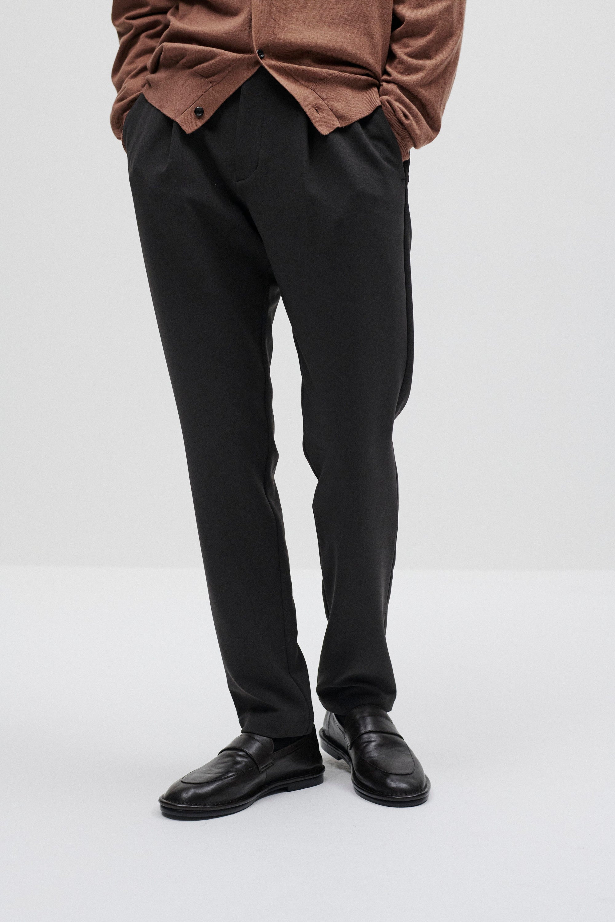 ポリエステルストレッチダブルクロス レギュラーフィットイージーパンツ