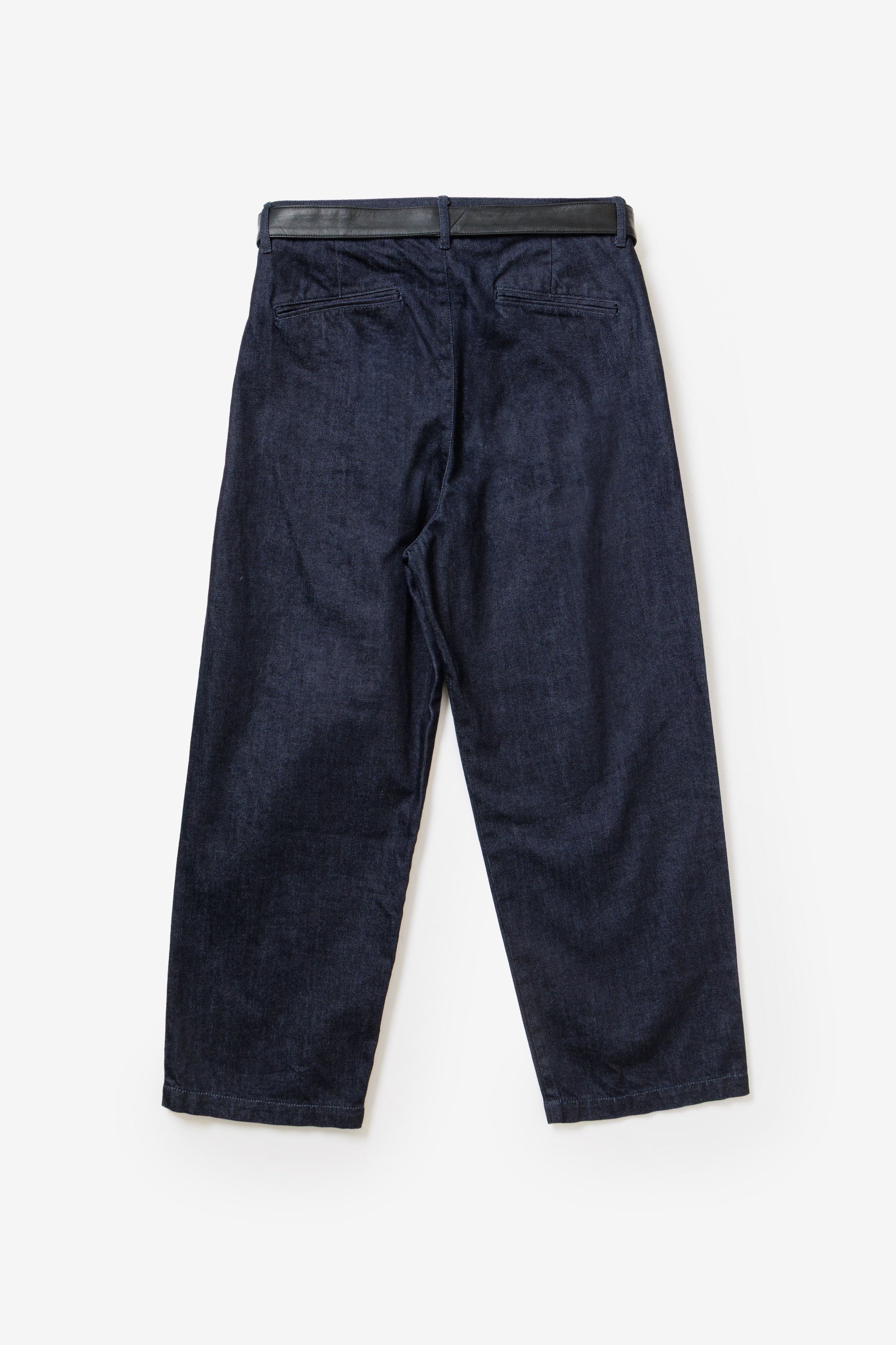 ATTACHMENT × JAPAN DENIM LEATHER BELTED ONEWASH PANTS