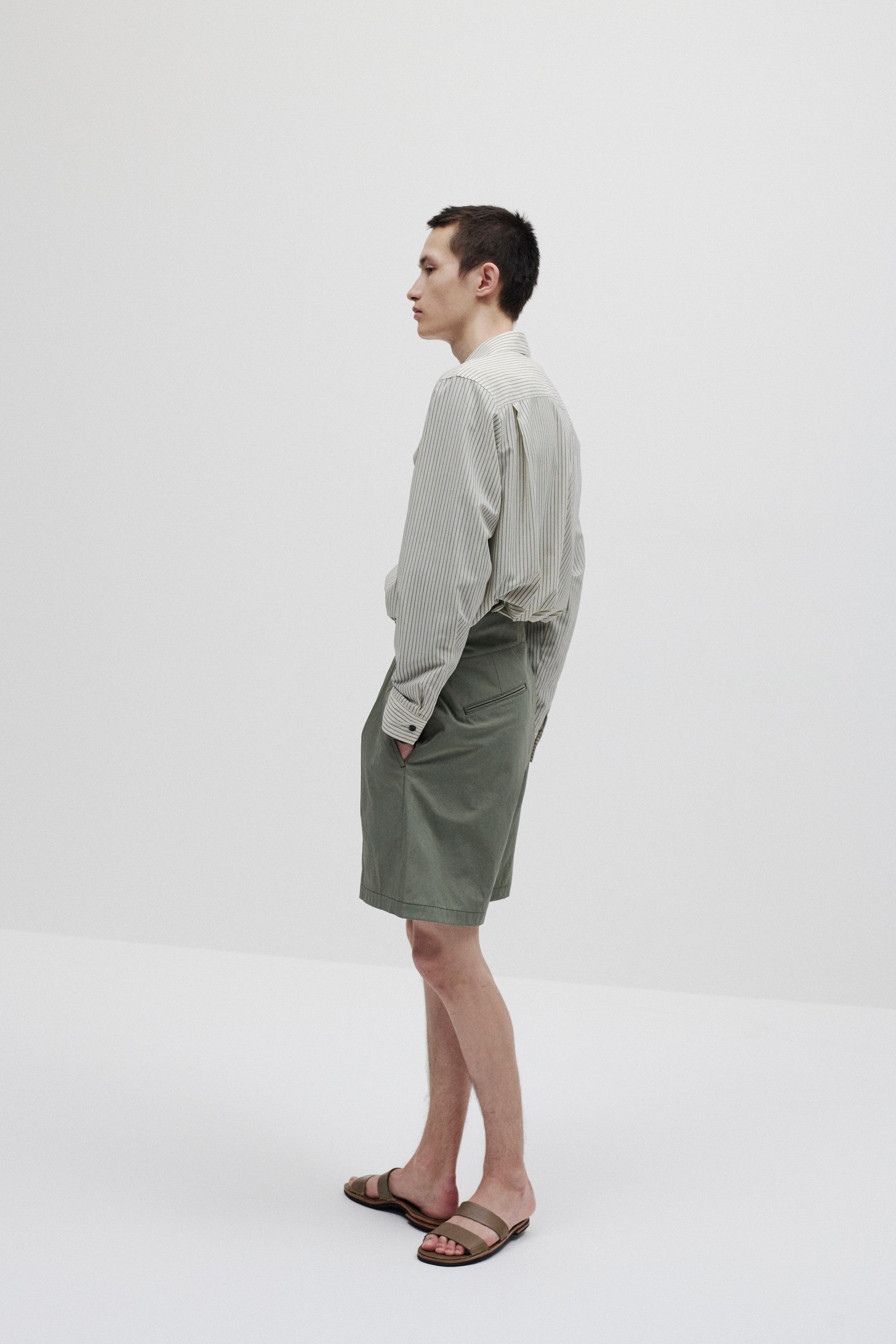 ウール/ポリエステル ストライプ L/Sシャツ