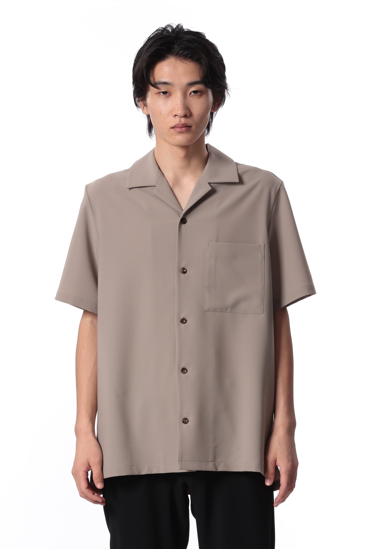 2月发售 AS41-041 涤纶紧凑斜纹修身开领衬衫 短袖