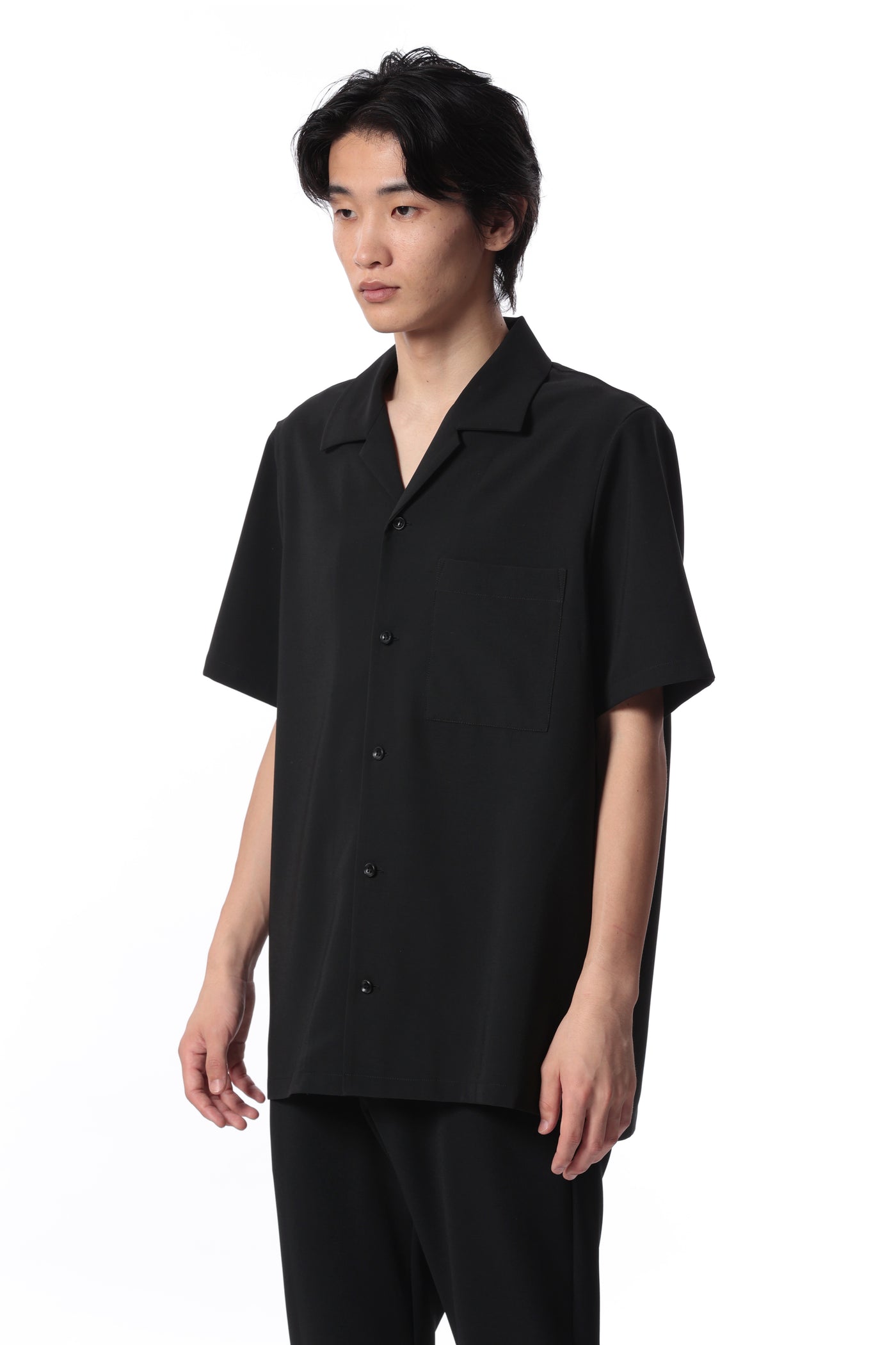 Released in February AS41-041 Polyester compact twill slim fit open collar shirt S/S