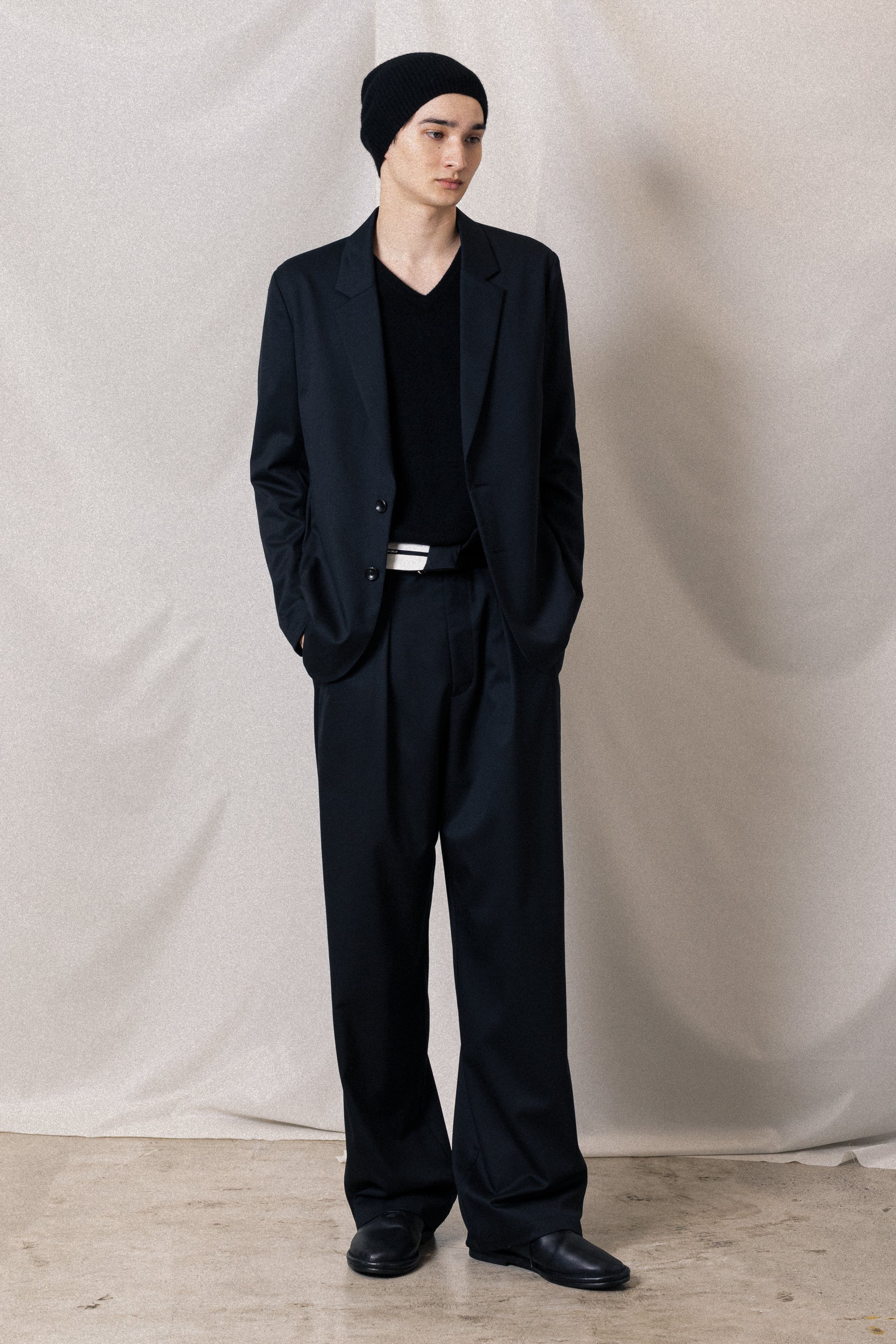 AG52-076 ポリエステル/ウール/シルクギャバジン 2Bジャケット