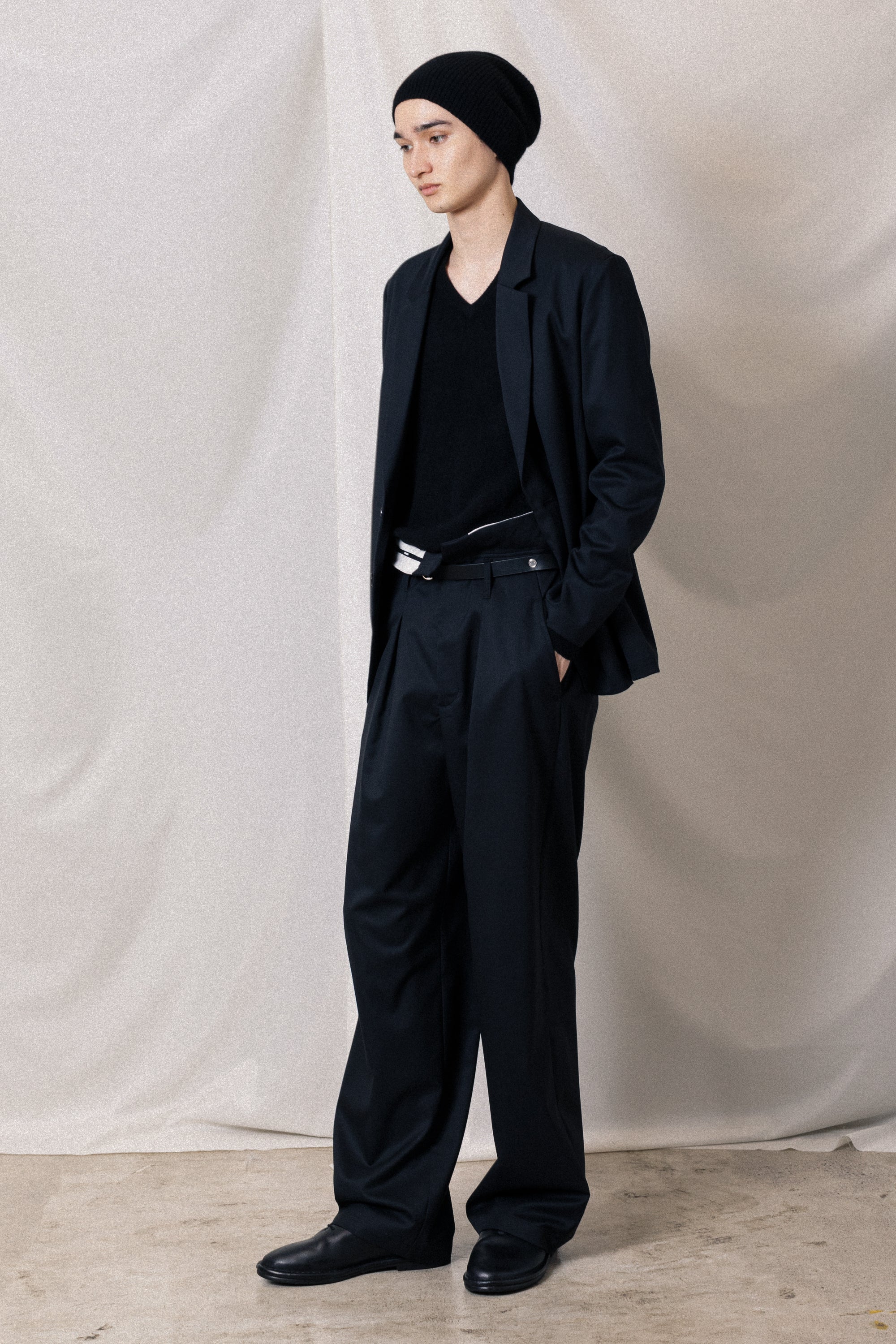 AG52-076 ポリエステル/ウール/シルクギャバジン 2Bジャケット