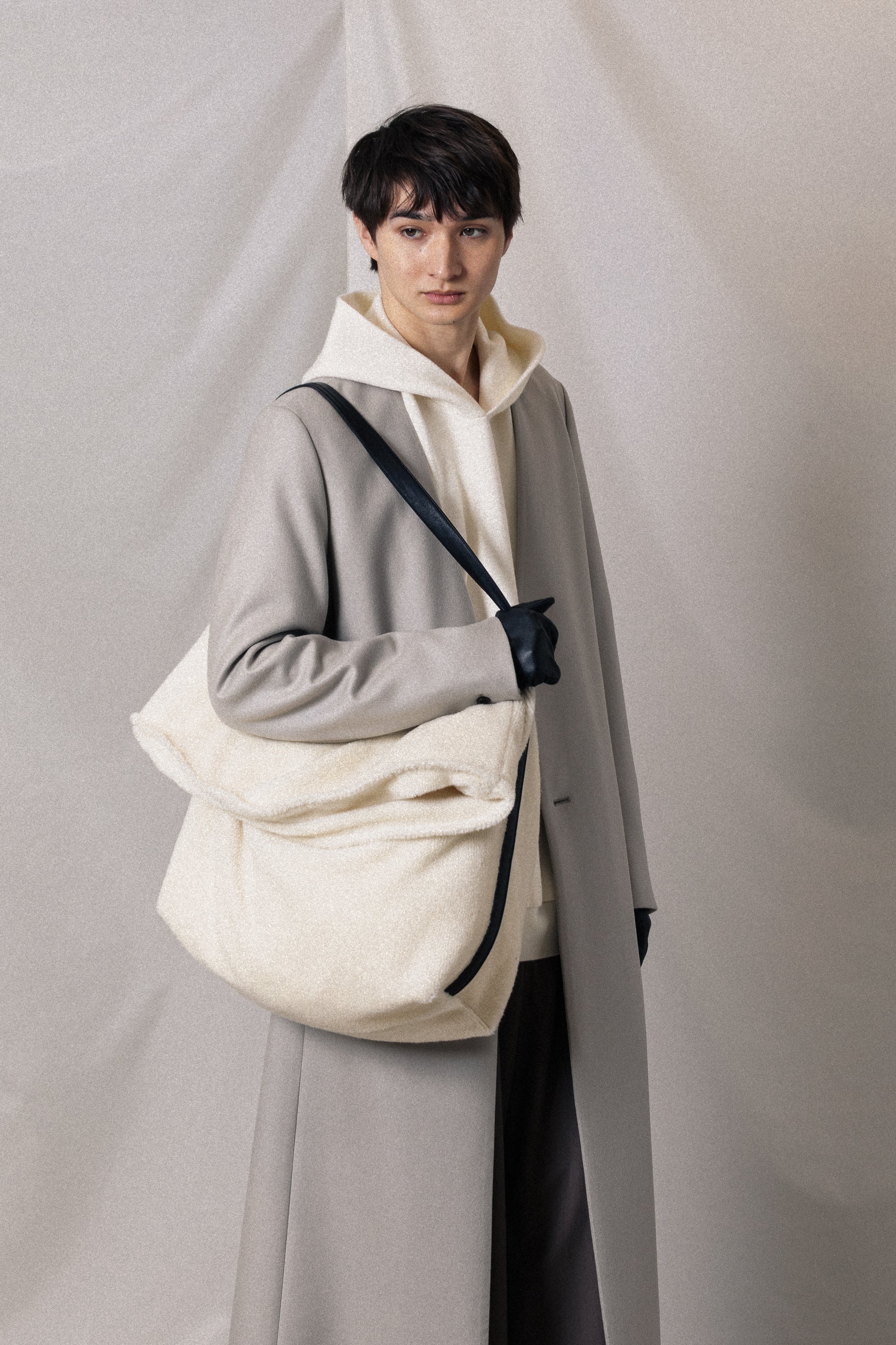 AA52-098 ウールアルパカボア ショルダーバッグ