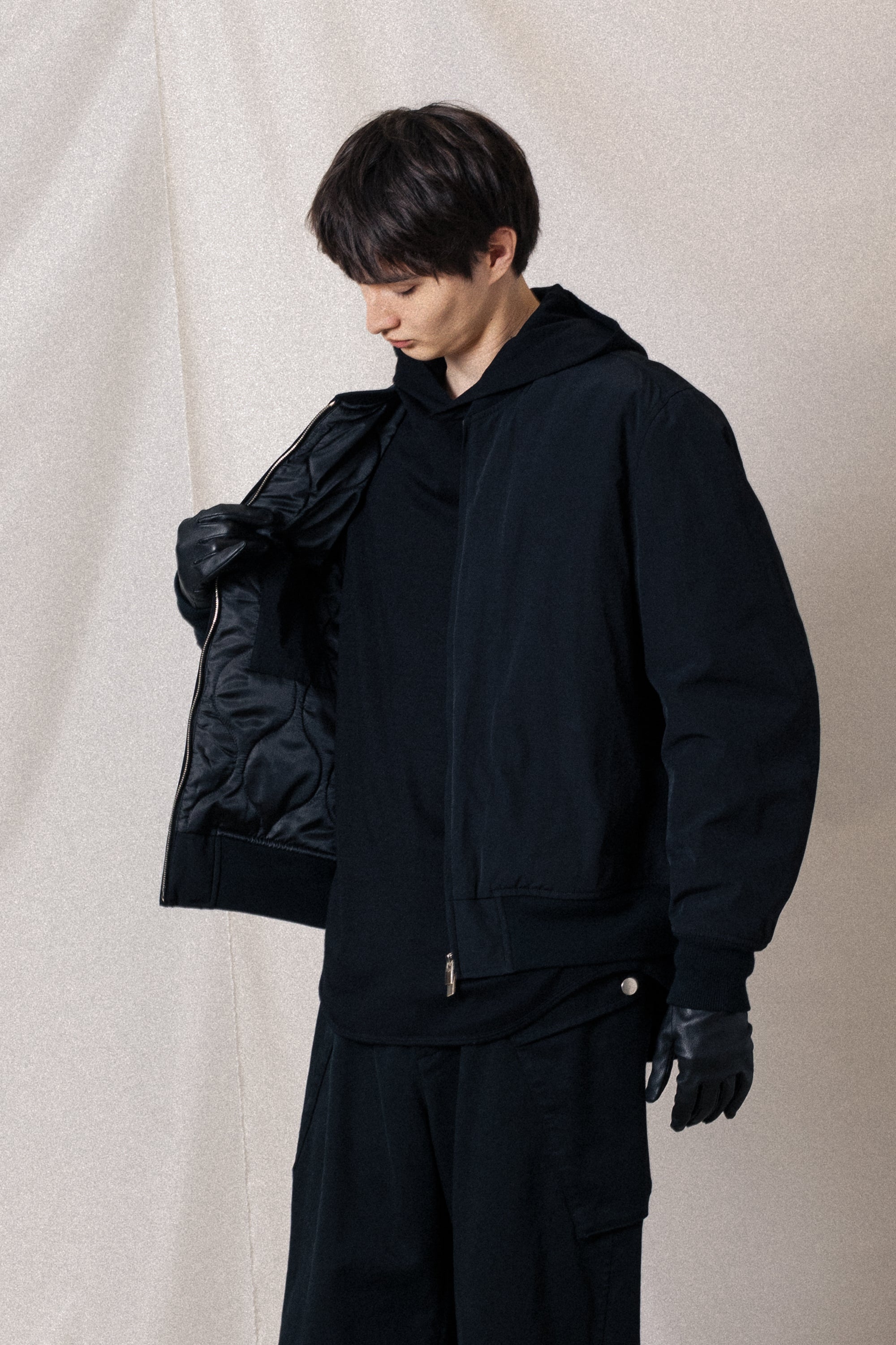 AJ52-047 ウールスムース フードプルオーバー