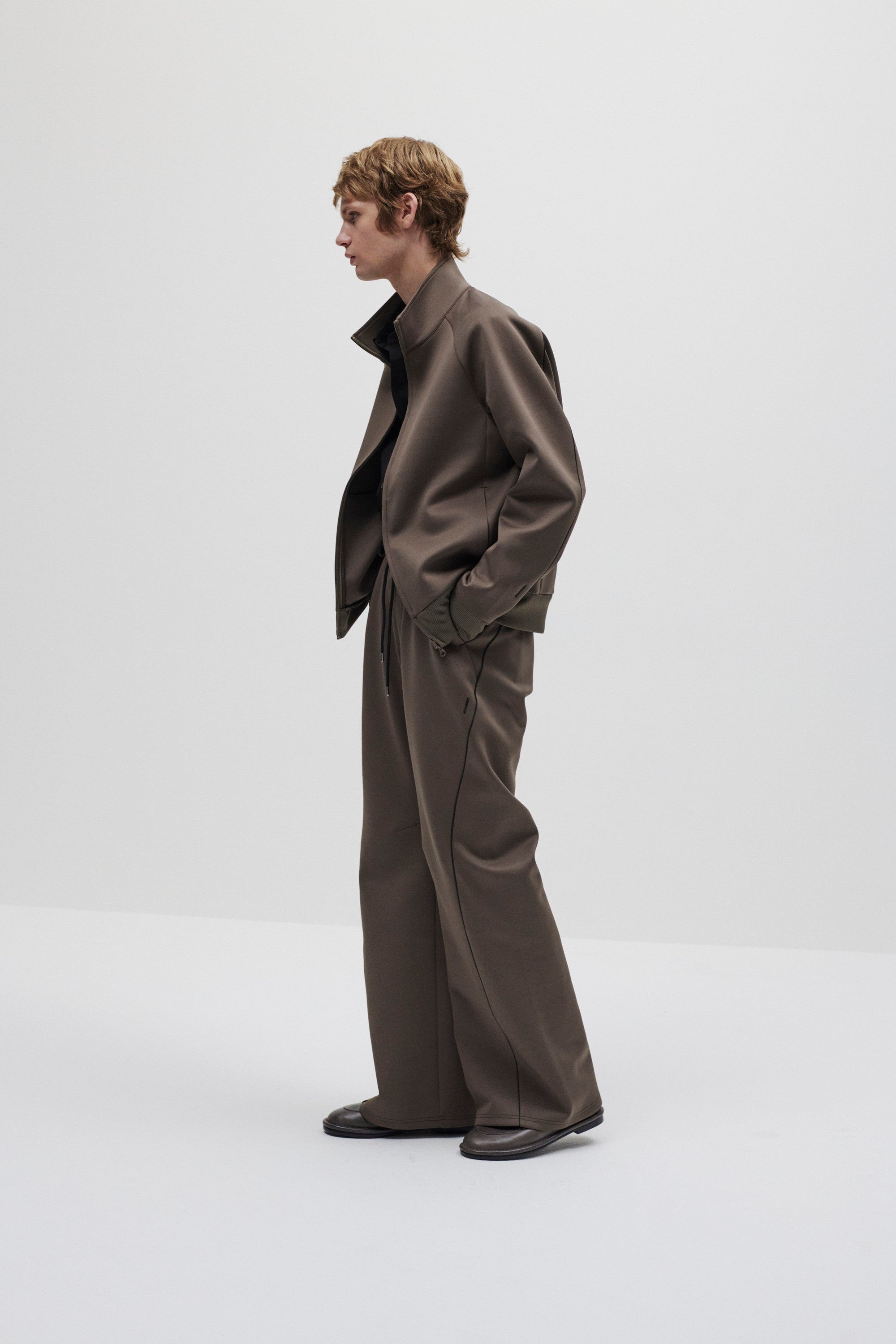 ポリエステルストレッチダブルニット トラックジャケット