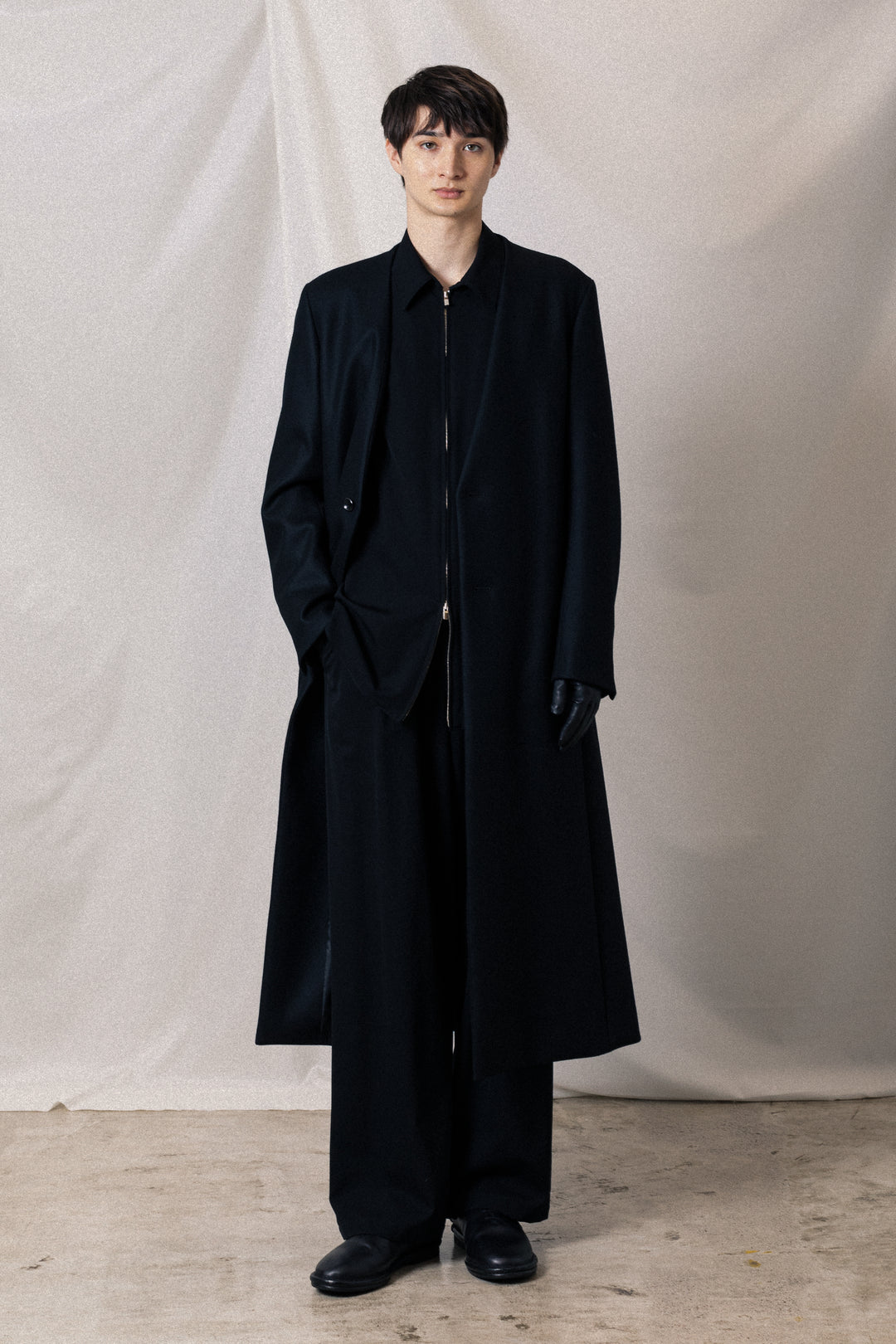 AC52-027 ウールダブルメルトン ノーカラーマキシコート