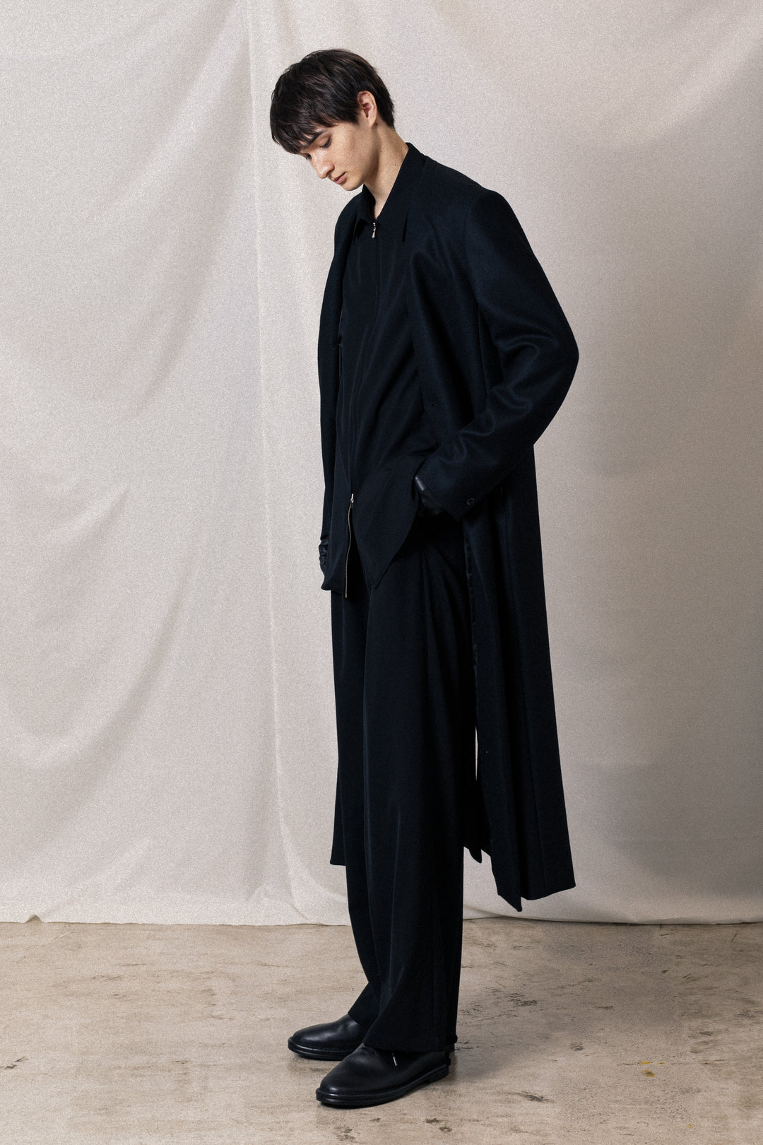 AC52-027 ウールダブルメルトン ノーカラーマキシコート