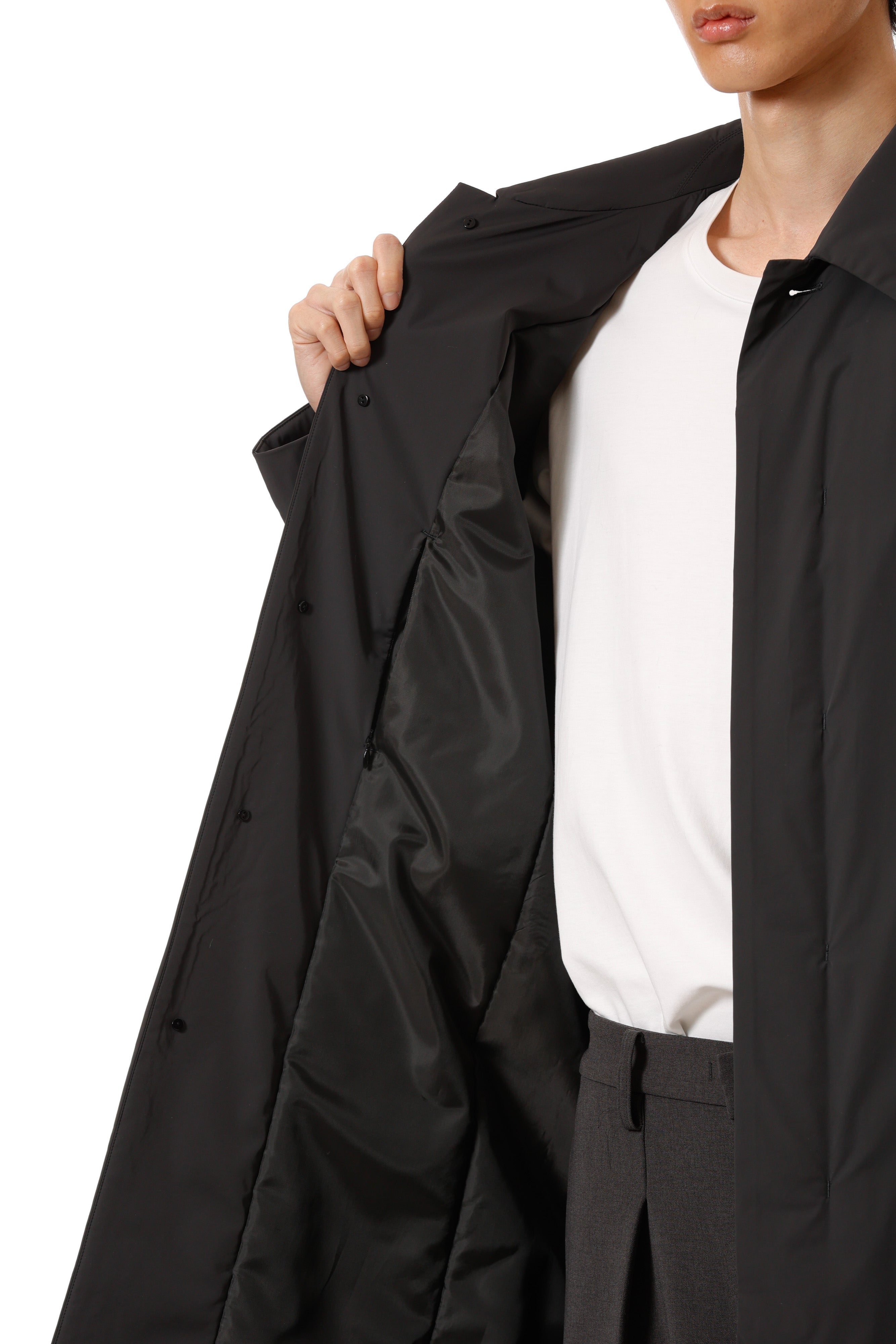 AC52-040 ナイロン2レイヤーストレッチ パディングバルマカーンコート