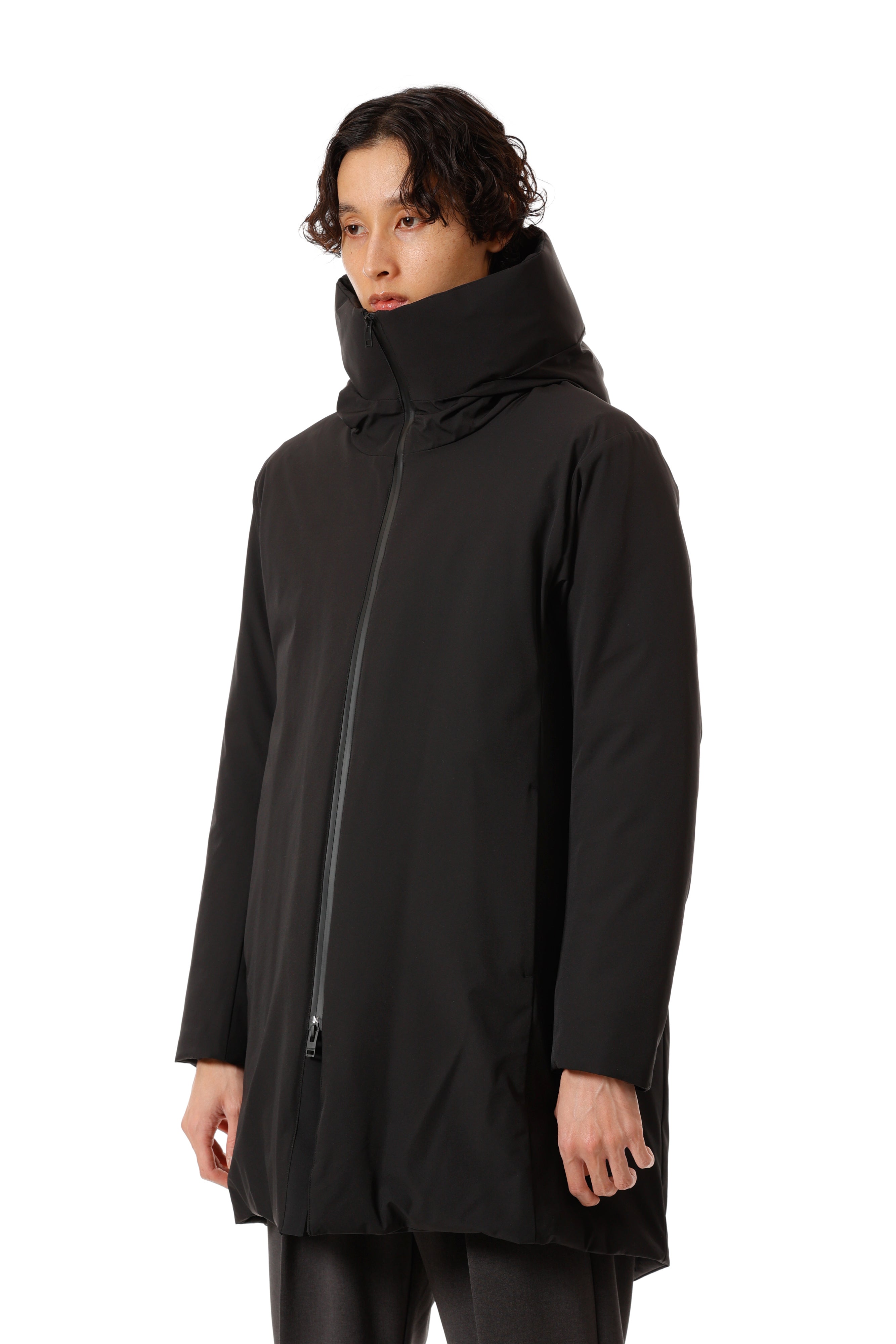 AC52-099 3レイヤーライトタフタ フーデットダウンコート