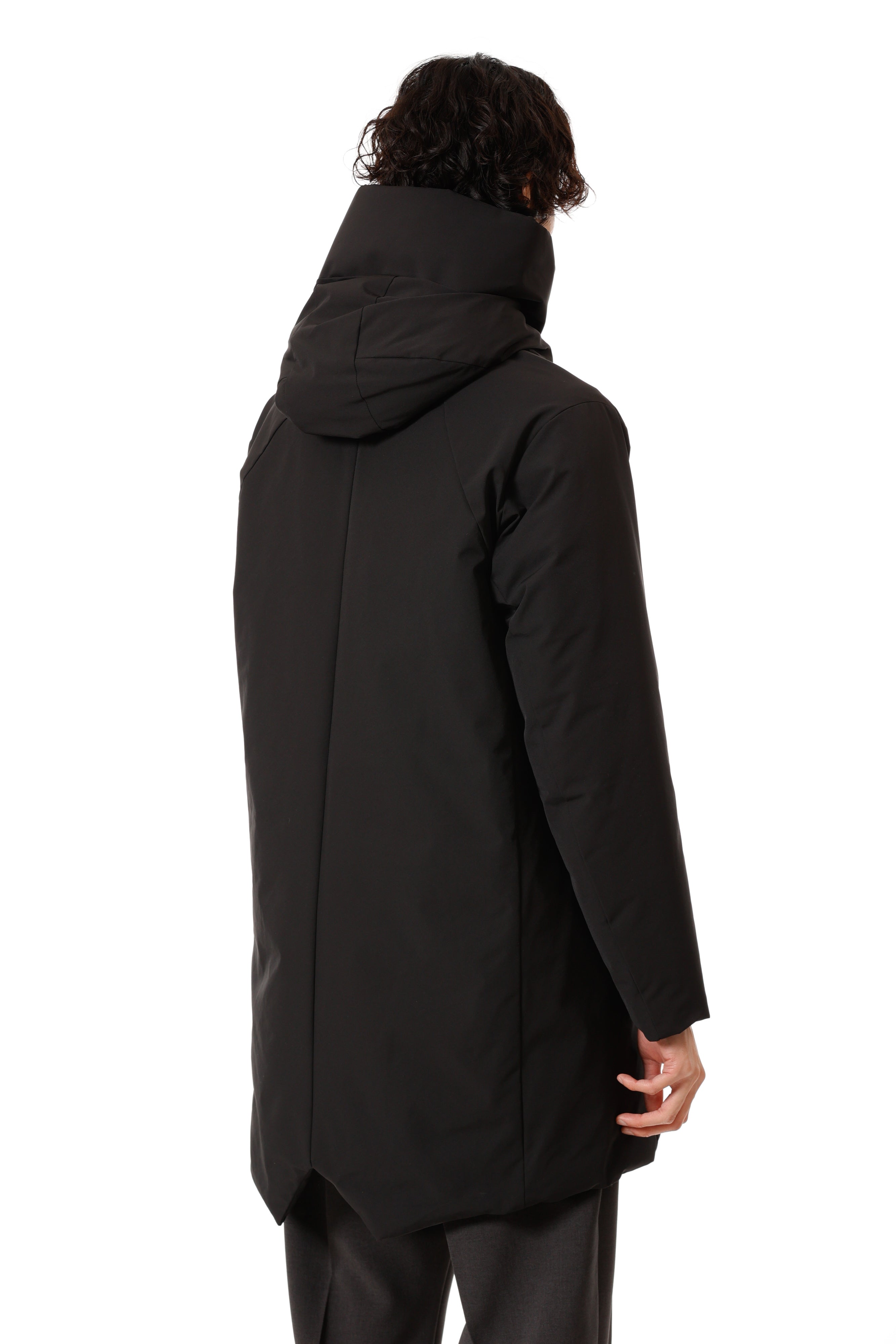 AC52-099 3レイヤーライトタフタ フーデットダウンコート