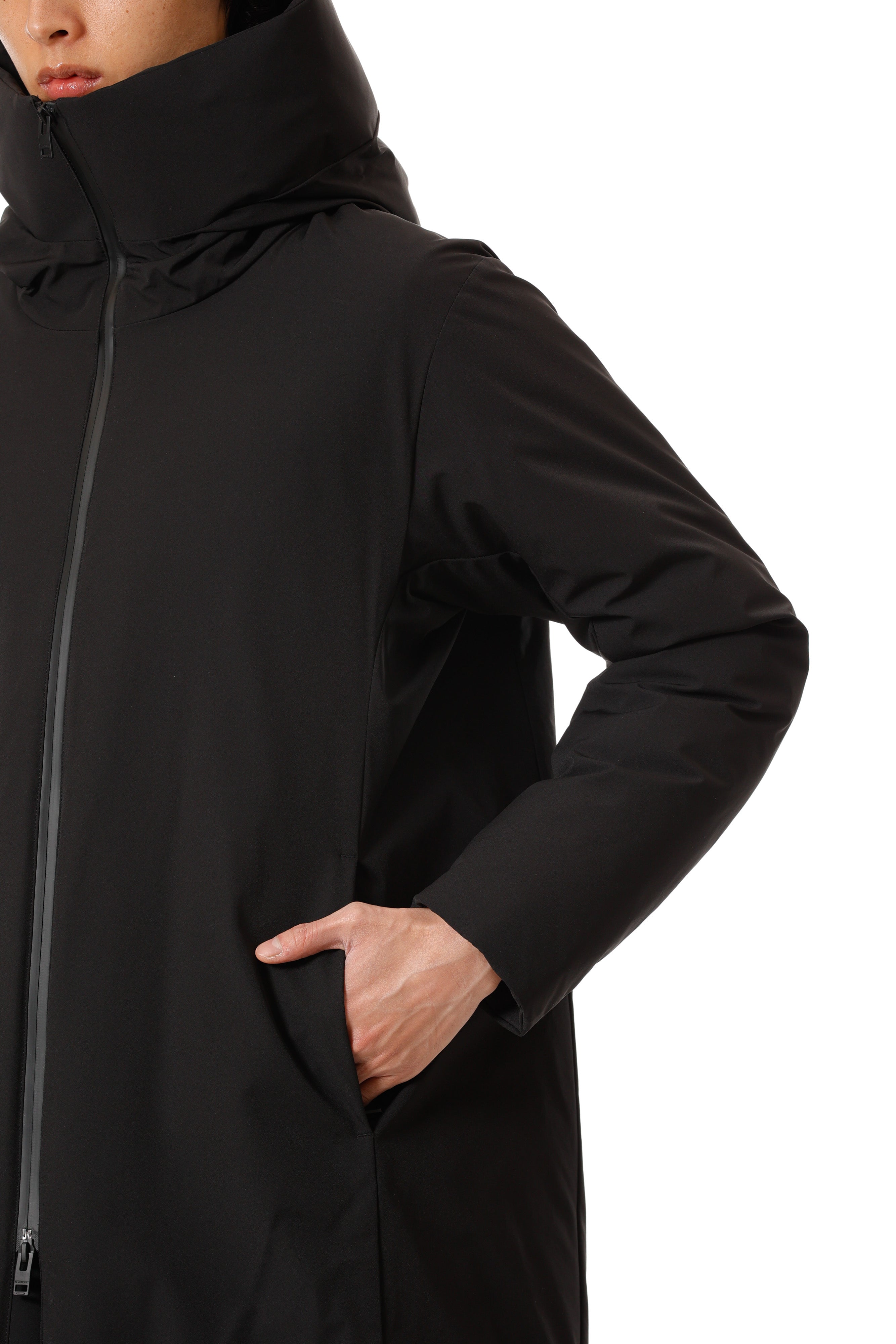 AC52-099 3レイヤーライトタフタ フーデットダウンコート