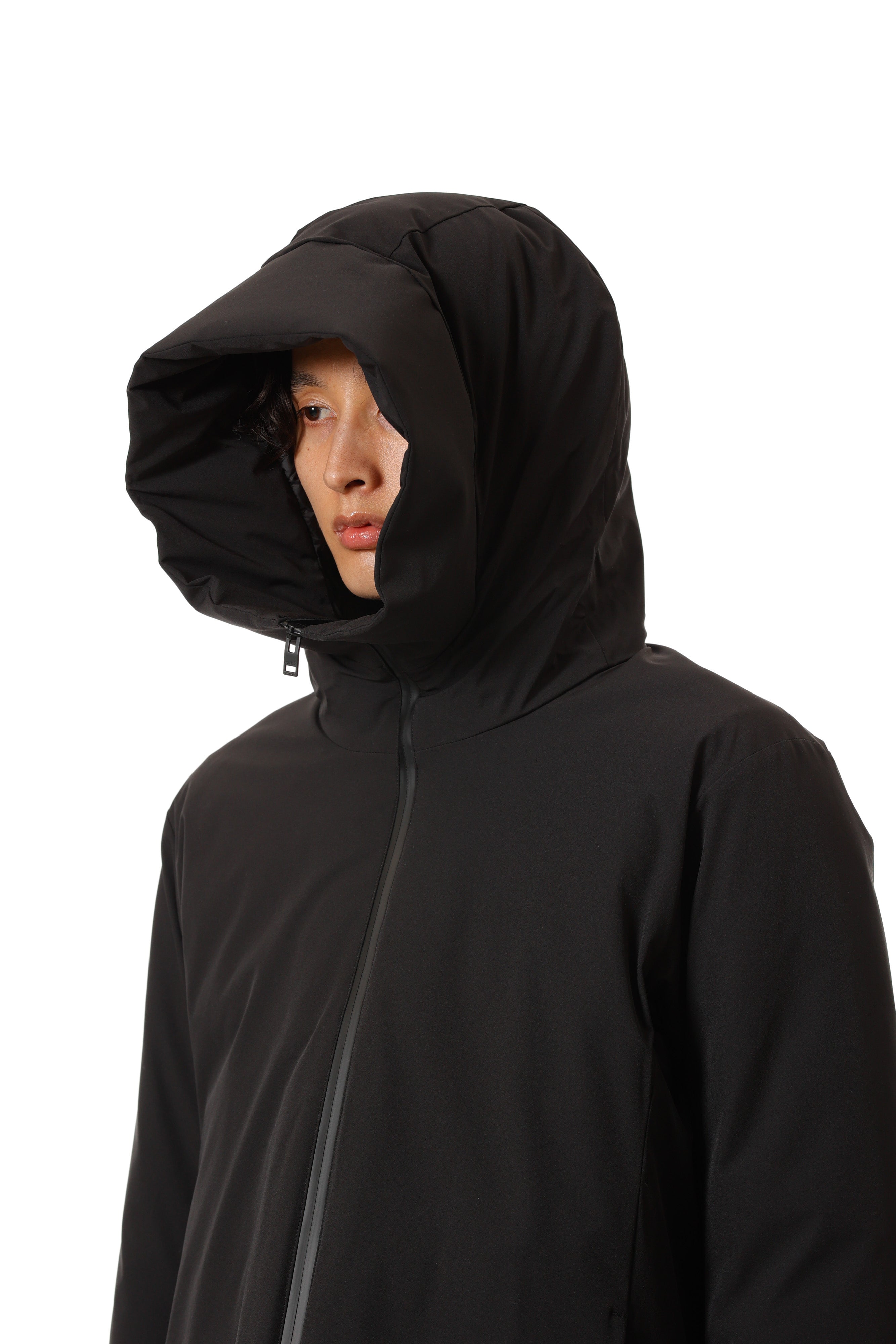 AC52-099 3レイヤーライトタフタ フーデットダウンコート