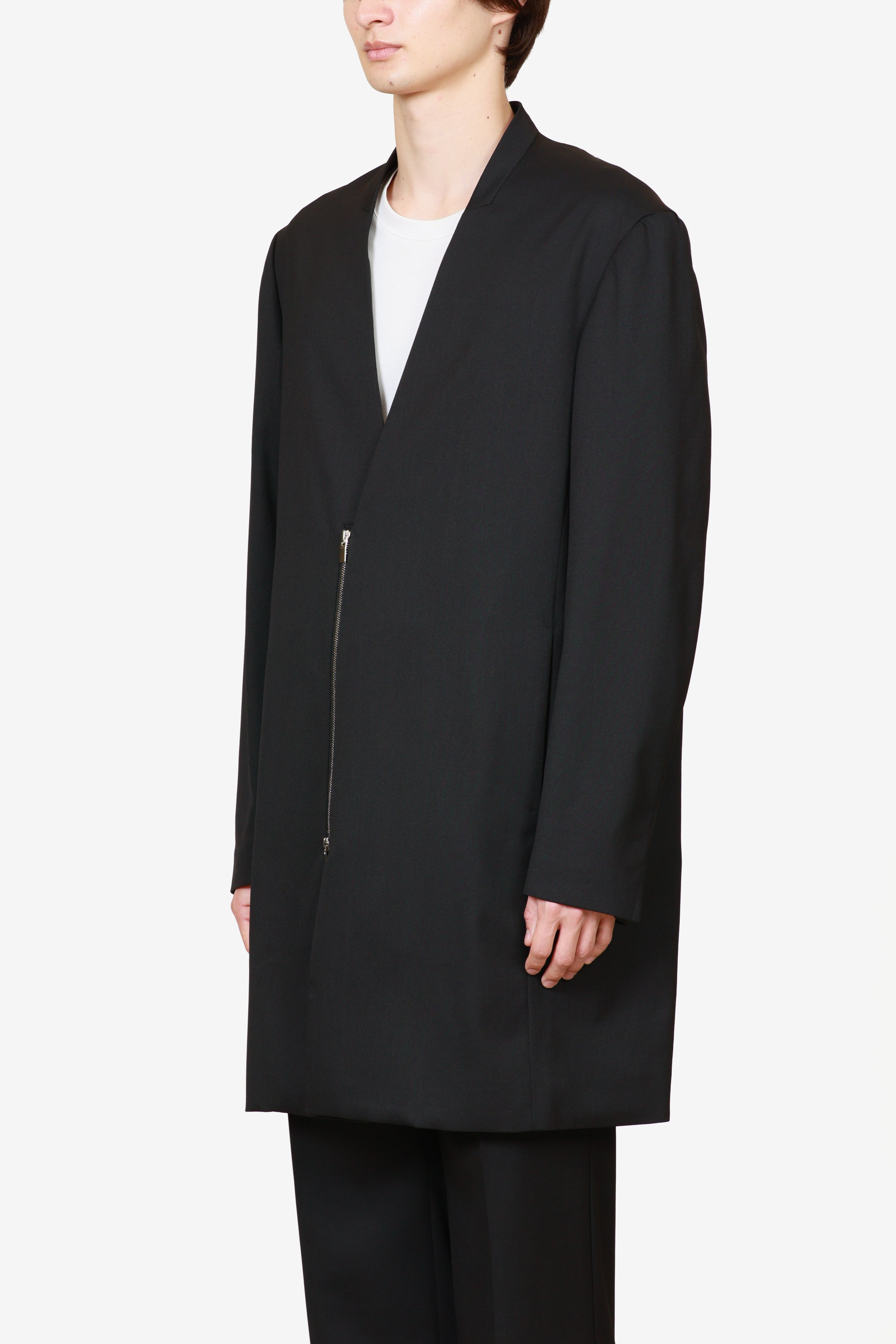 限定商品 AC52-120 ウール/ポリエステルストレッチギャバジン ノーカラーロングジャケット