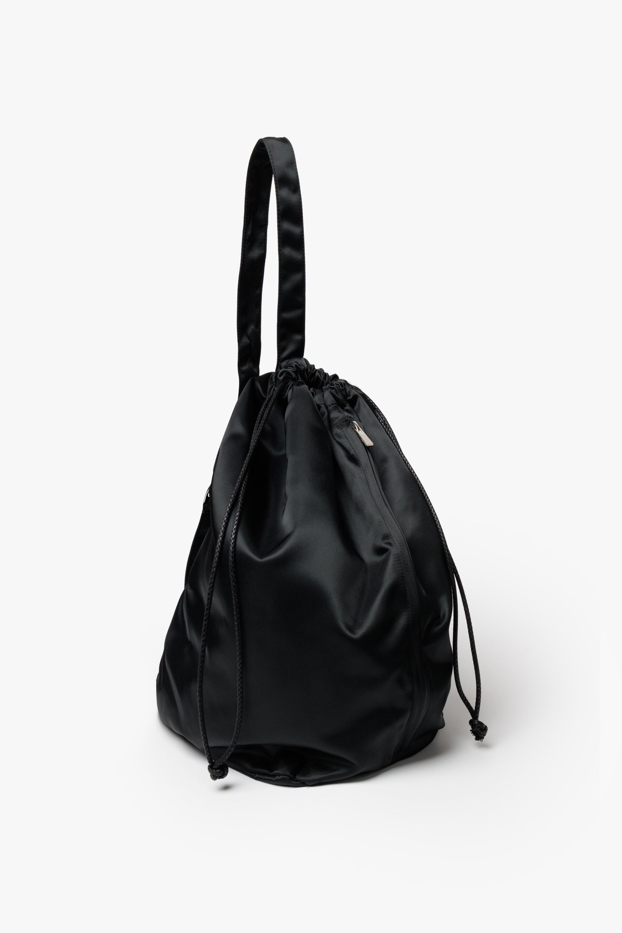 ナイロン バケットバッグ