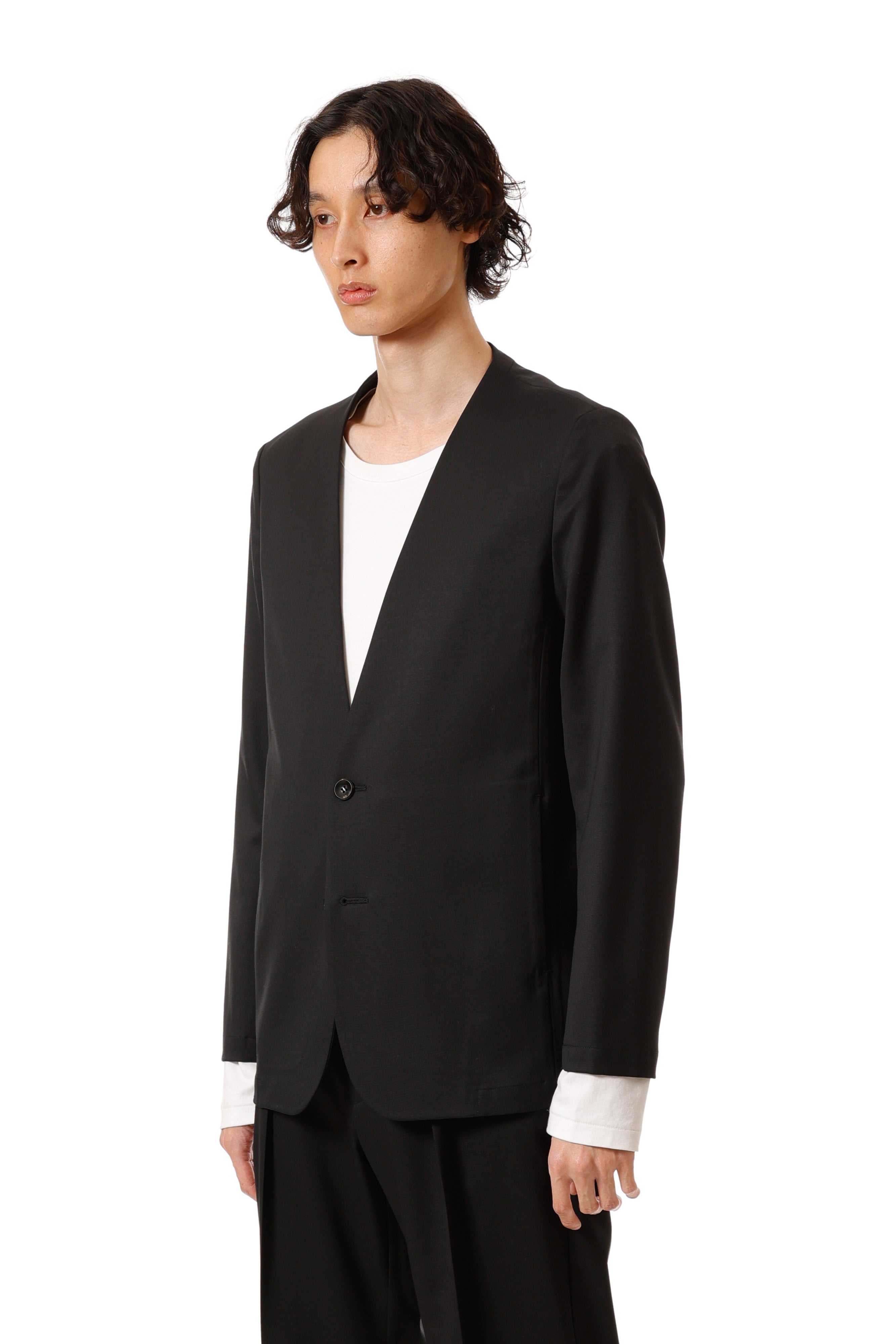 AG52-074 ポリエステル/ウール/シルクギャバジン ノーカラージャケット