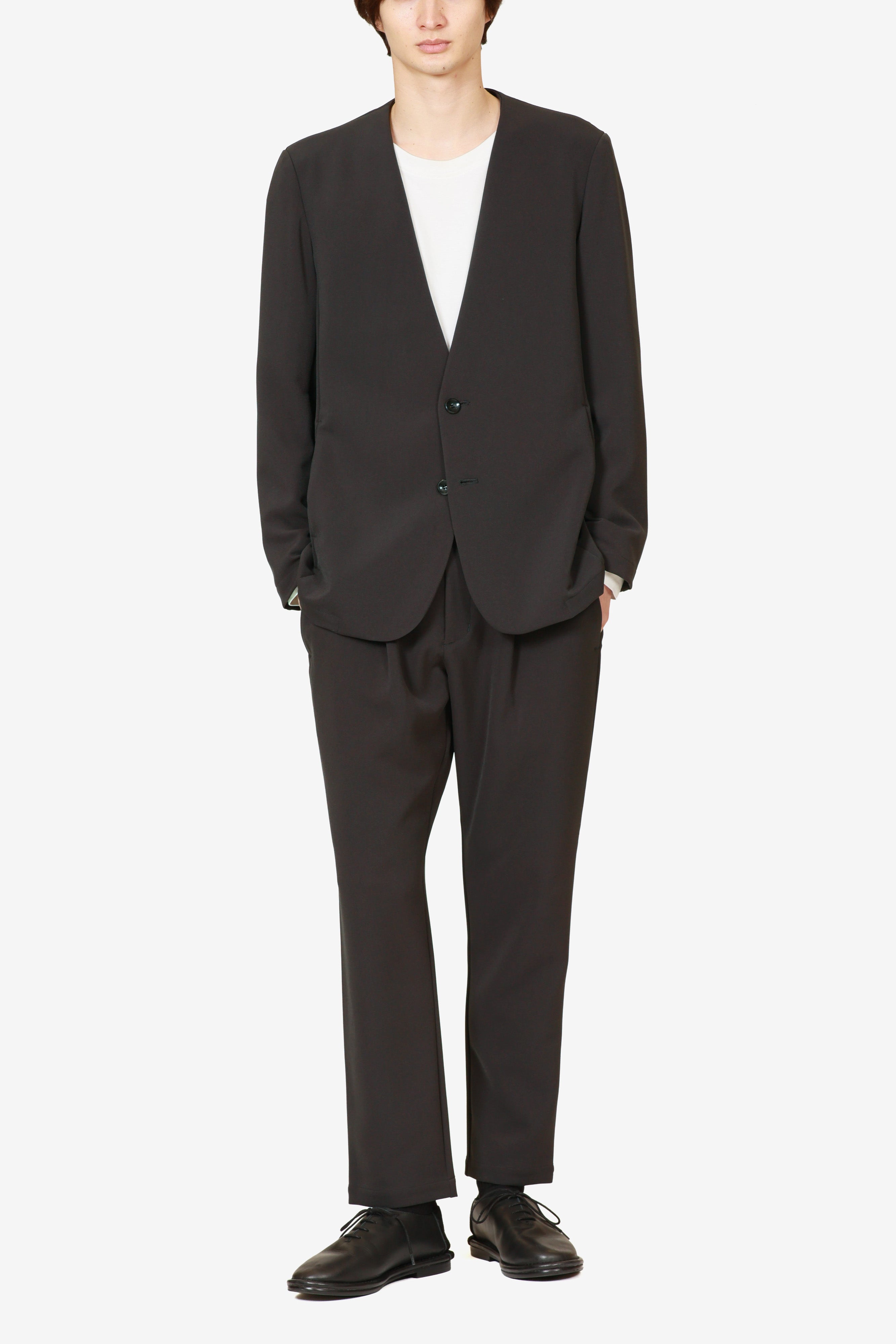 AG52-075 ポリエステルストレッチダブルクロス ノーカラージャケット