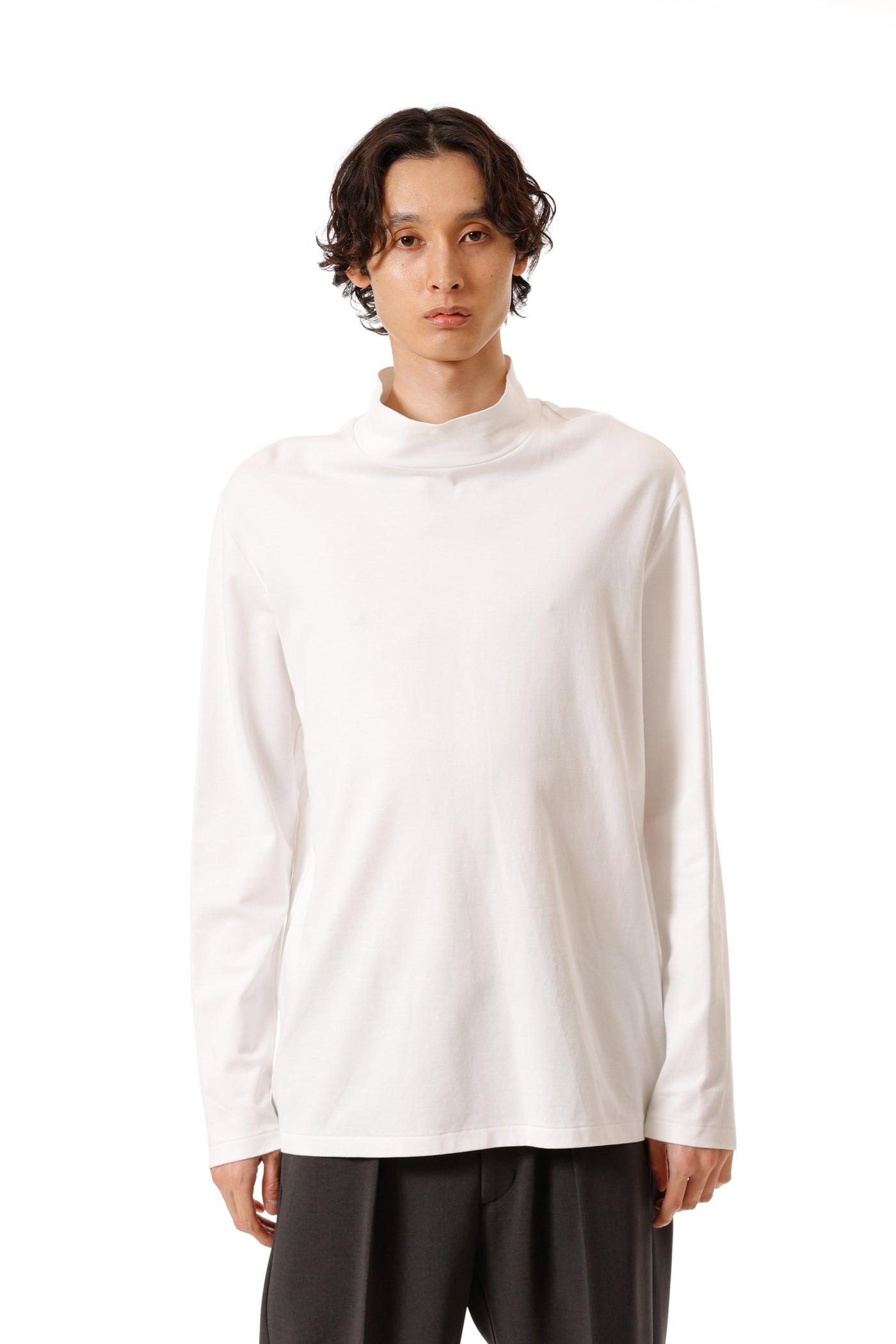AJ52-087 コットンダブルフェイス スリムフィットハイネックL/S カットソー