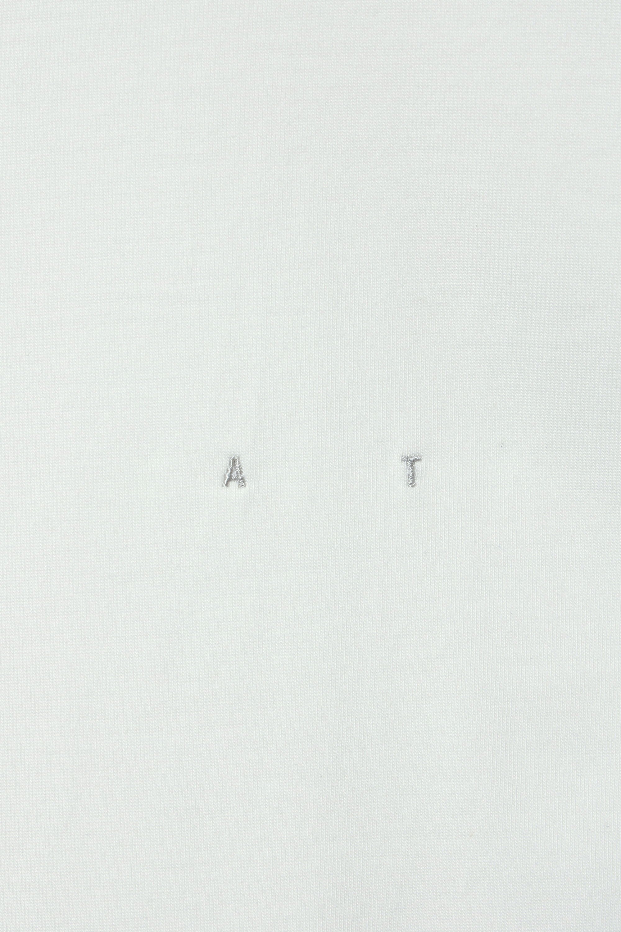 スヴィンジャージー ロゴ刺繍S/S Tシャツ