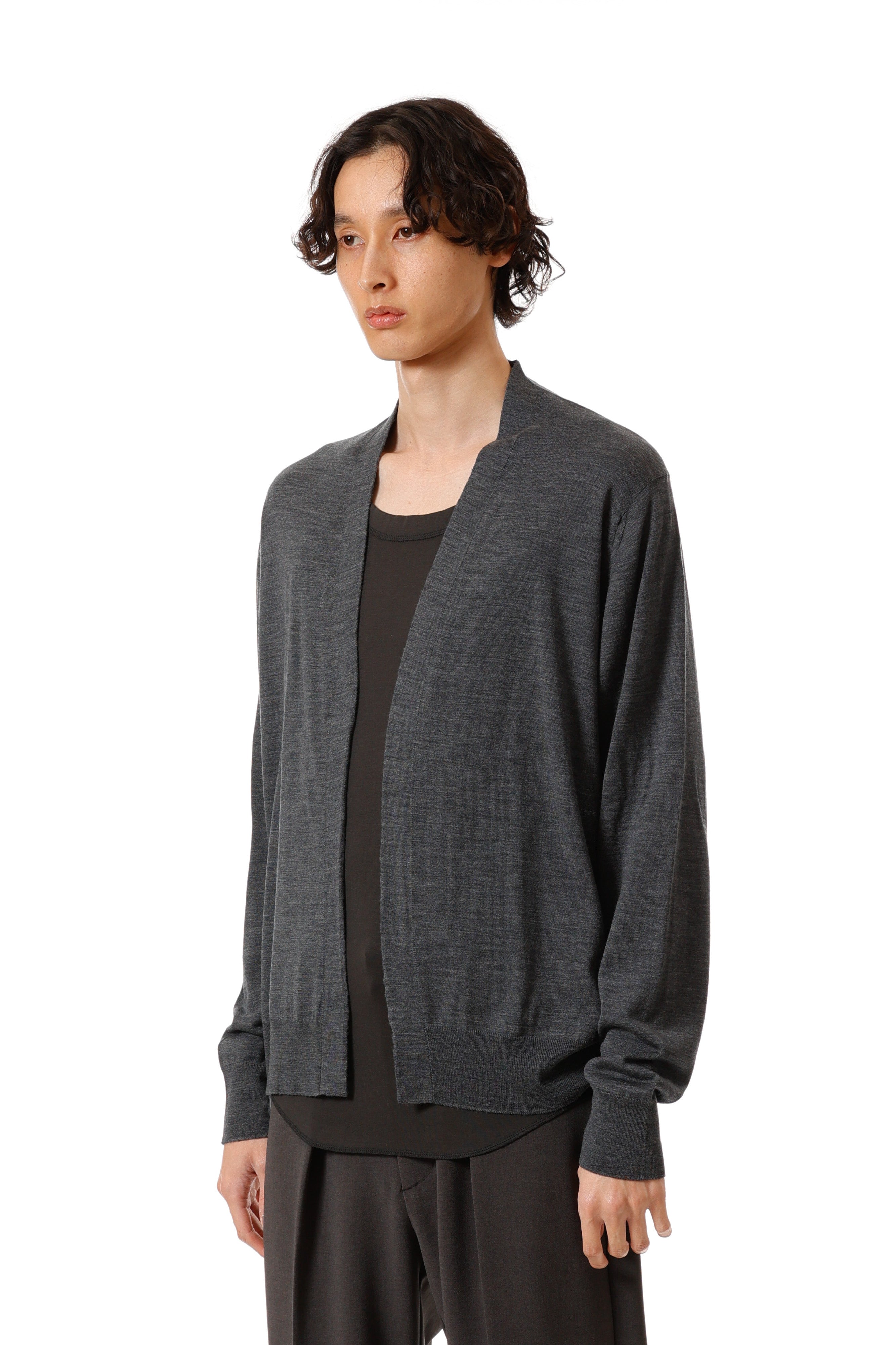 JOHN SMEDLEY　vネックカーディガン　ハイゲージウール　黒 JOHN SMEDLEY（ジョンスメドレー） カーディガン YASMIN MODERN FIT