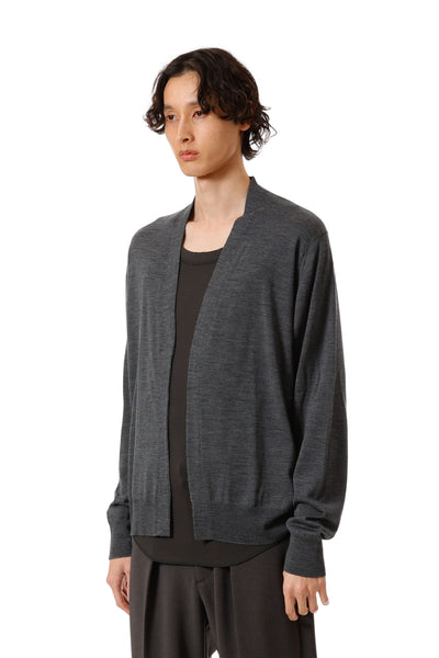 9月12日発売AK52-006 × JOHN SMEDLEY MERINO EXTRAFINE BUTTONLESS V NECK CARDIGAN