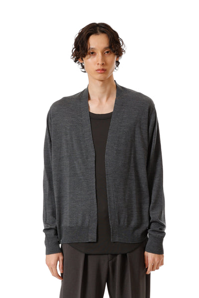 9月12日発売AK52-006 × JOHN SMEDLEY MERINO EXTRAFINE BUTTONLESS V NECK CARDIGAN