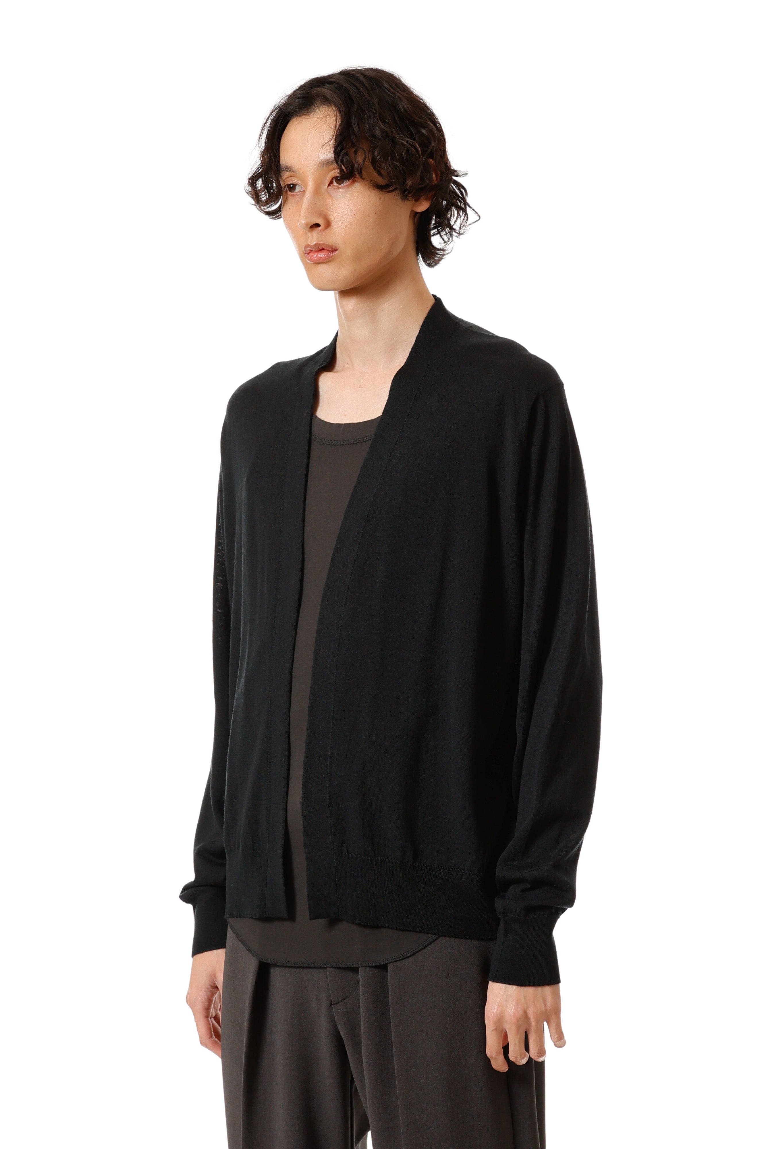 限定商品 AK52-006 × JOHN SMEDLEY MERINO EXTRAFINE BUTTONLESS V NECK CARDIGAN